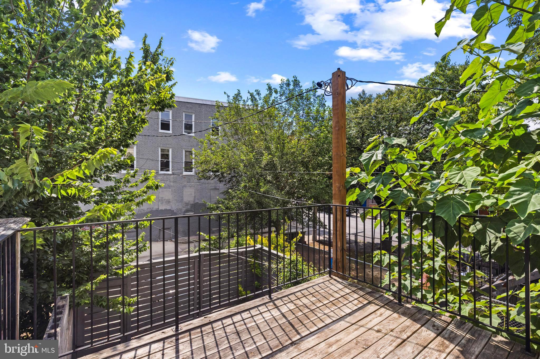 STATION NORTH ARTS DISTRICT - Residential Income