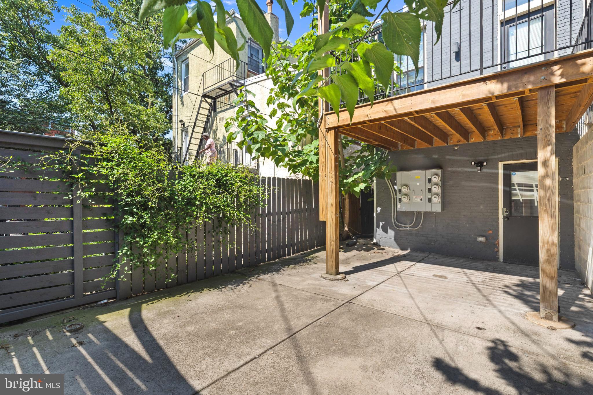 STATION NORTH ARTS DISTRICT - Residential Income