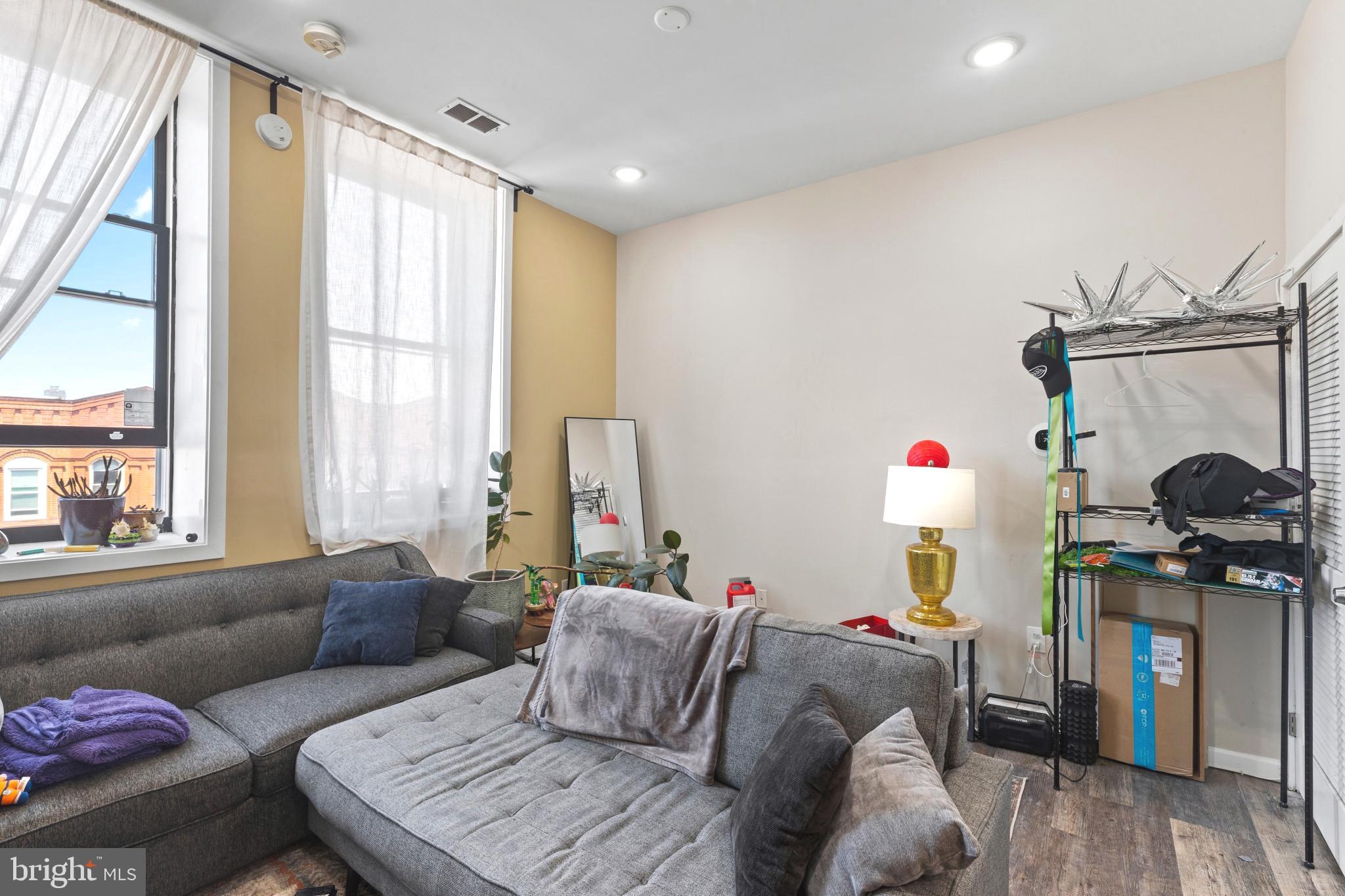 STATION NORTH ARTS DISTRICT - Residential Income