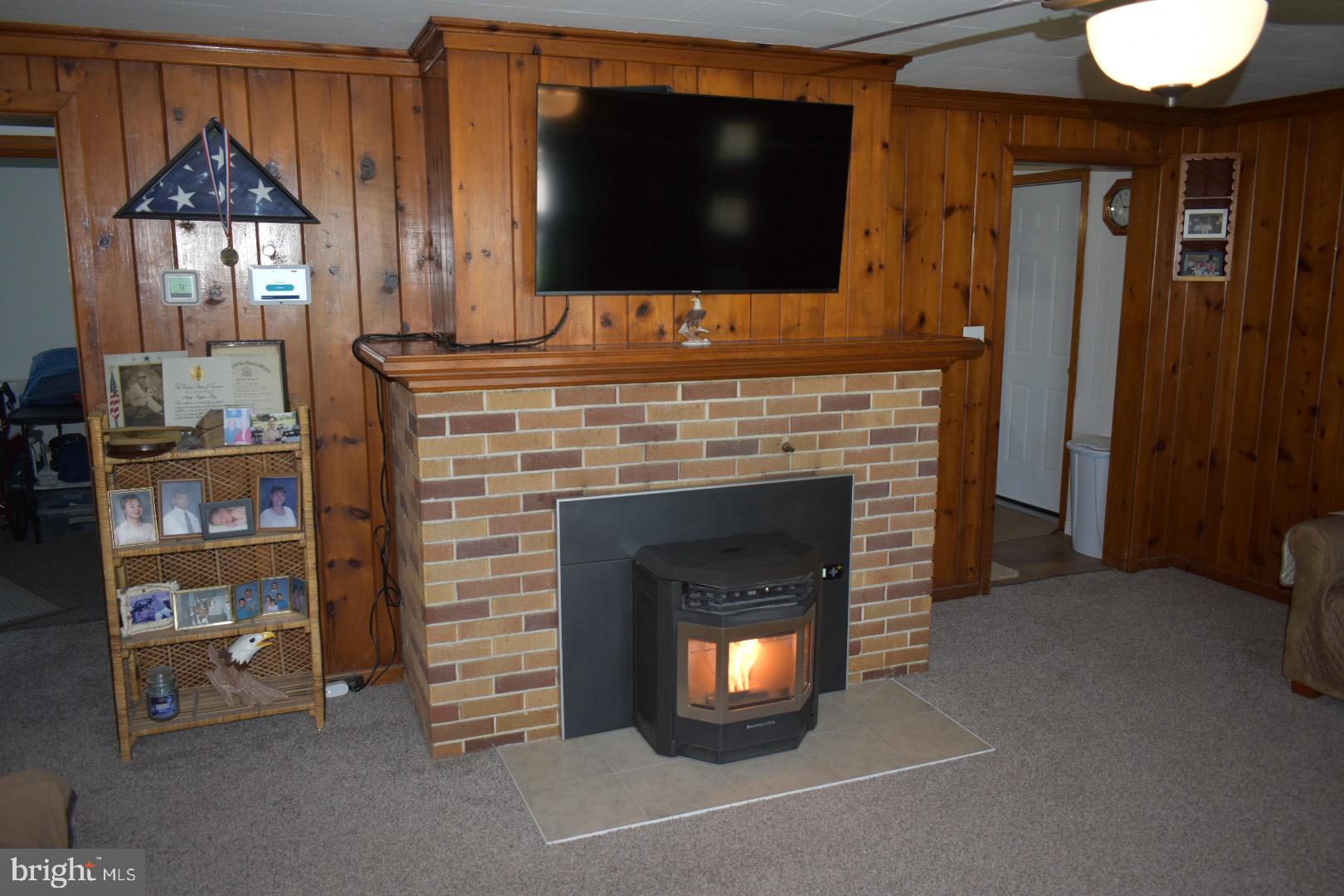 LOGANVILLE - Residential