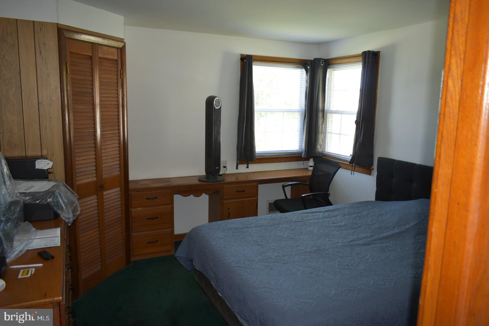 LOGANVILLE - Residential