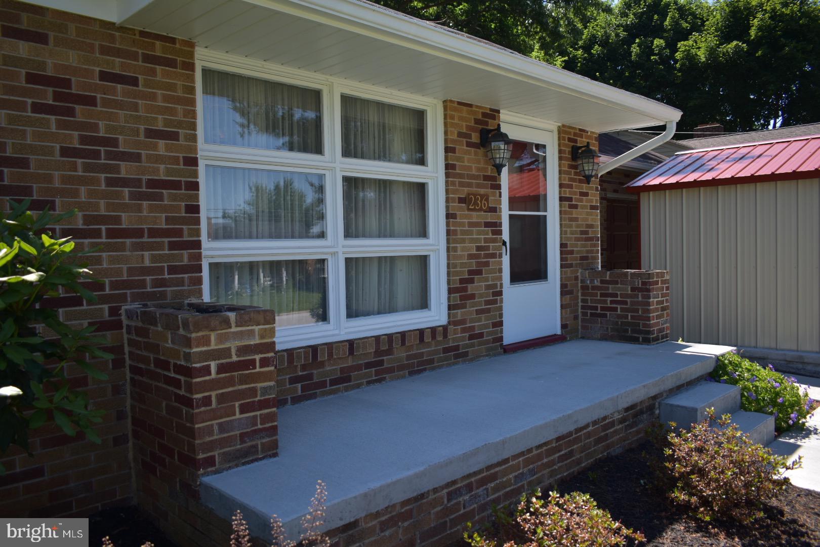 LOGANVILLE - Residential
