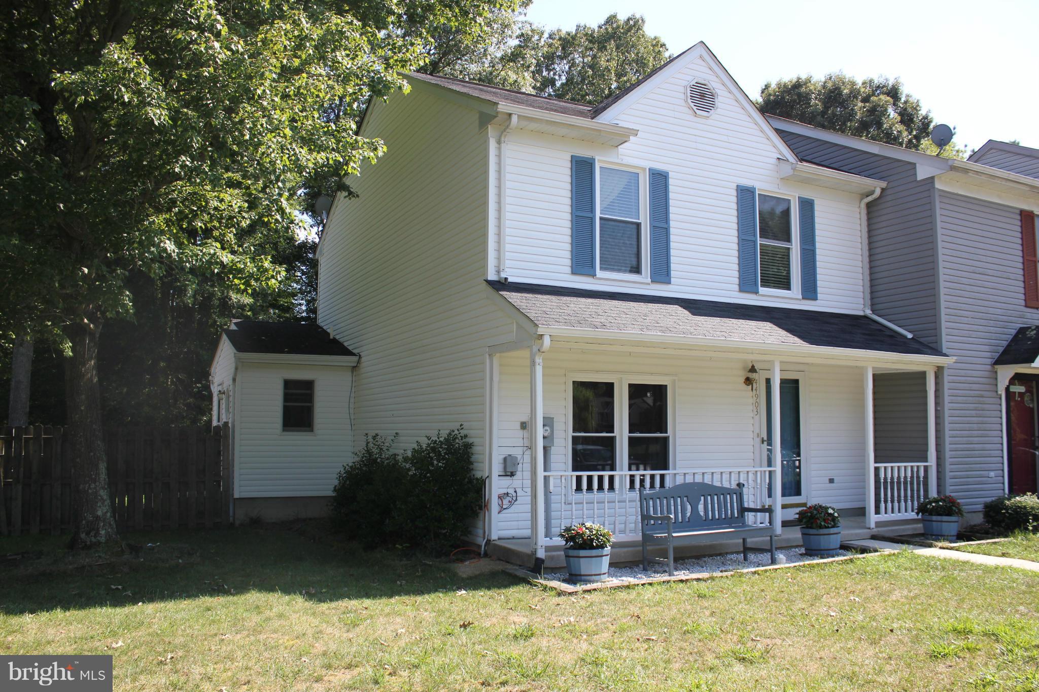 This charming end unit town house is a must see!  Enjoy the spacious eat in kitchen, living room ,additional FR/office/playroom and deck overlooking a fenced in backyard.  The three bedrooms include a master bedroom with a large walk in closet and ensuite bathroom vanity.  The home has laminate and tile flooring and NEW replacement windows.  Conveniently located to shopping and Pax River.