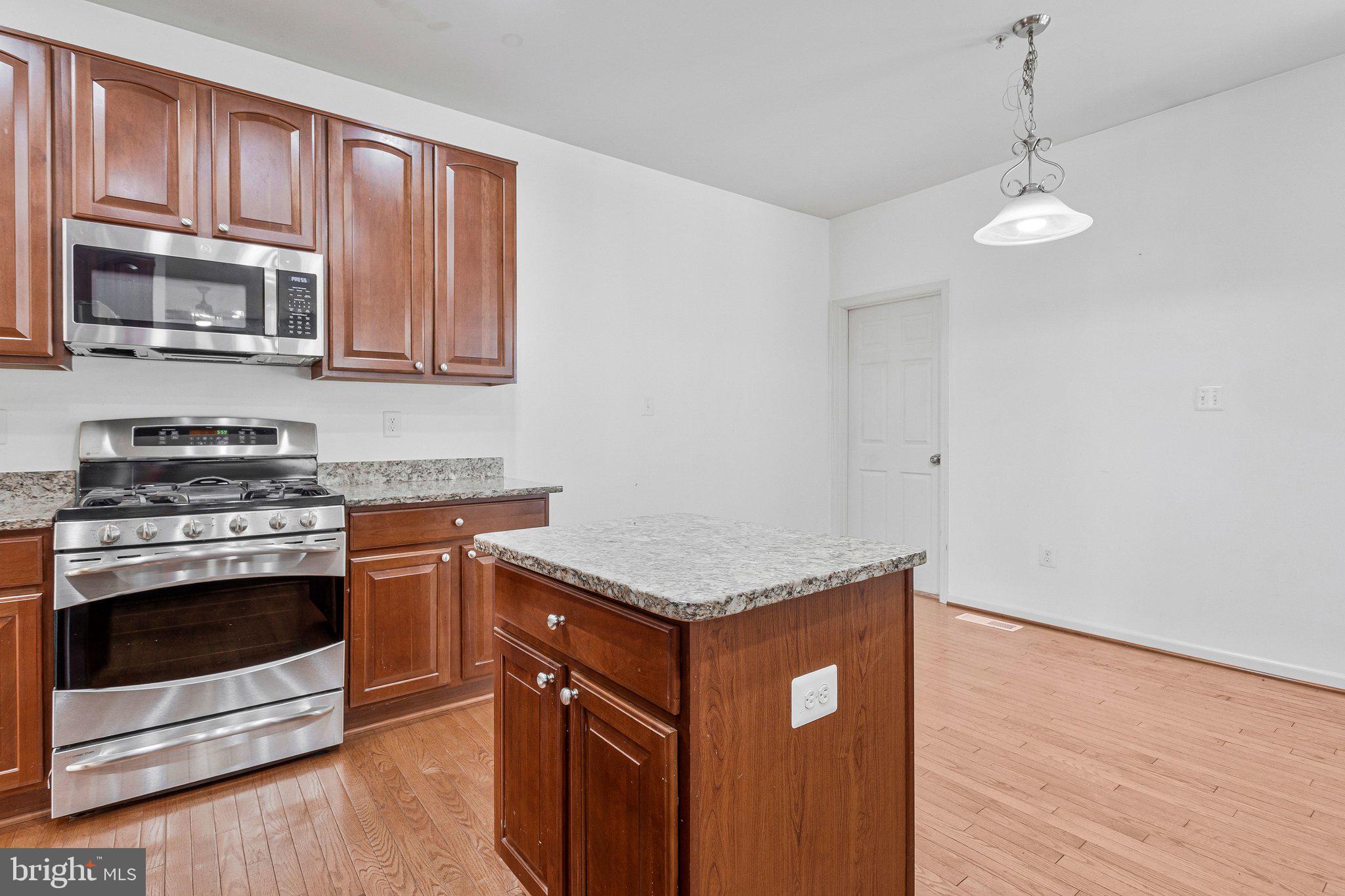 CHARLES CROSSING - Residential