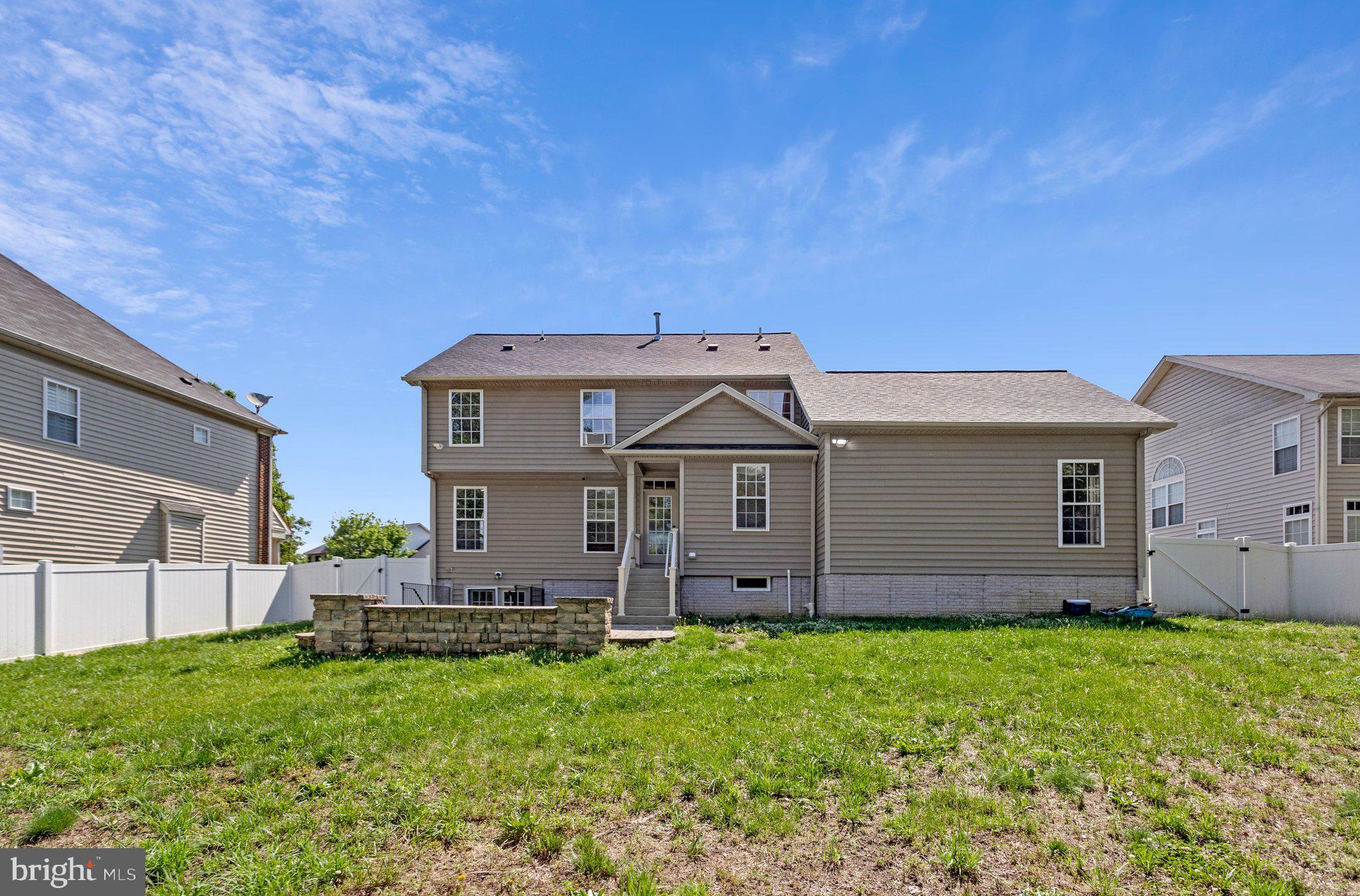 CHARLES CROSSING - Residential