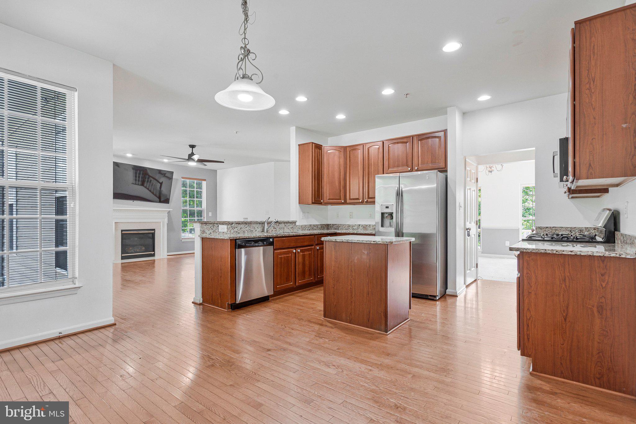 CHARLES CROSSING - Residential