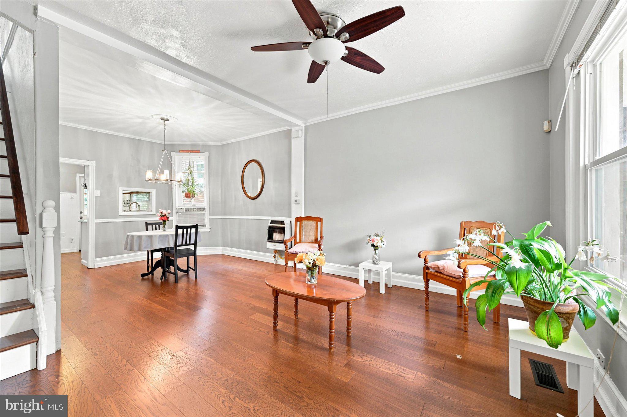 ROXBOROUGH - Residential