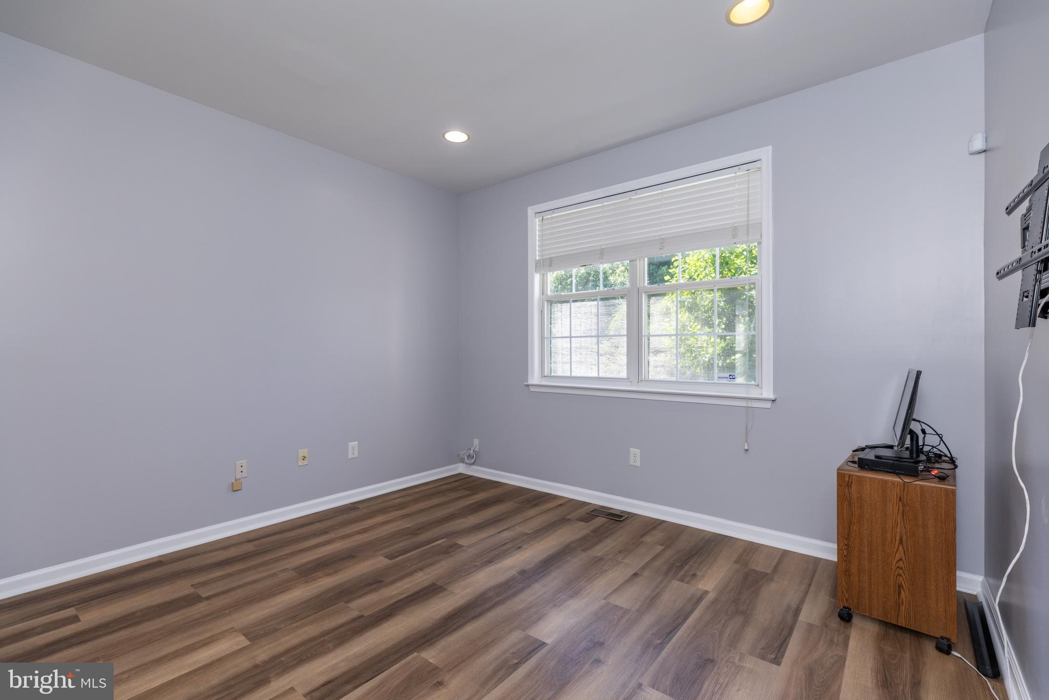 WOODS AT LIMESTONE - Residential