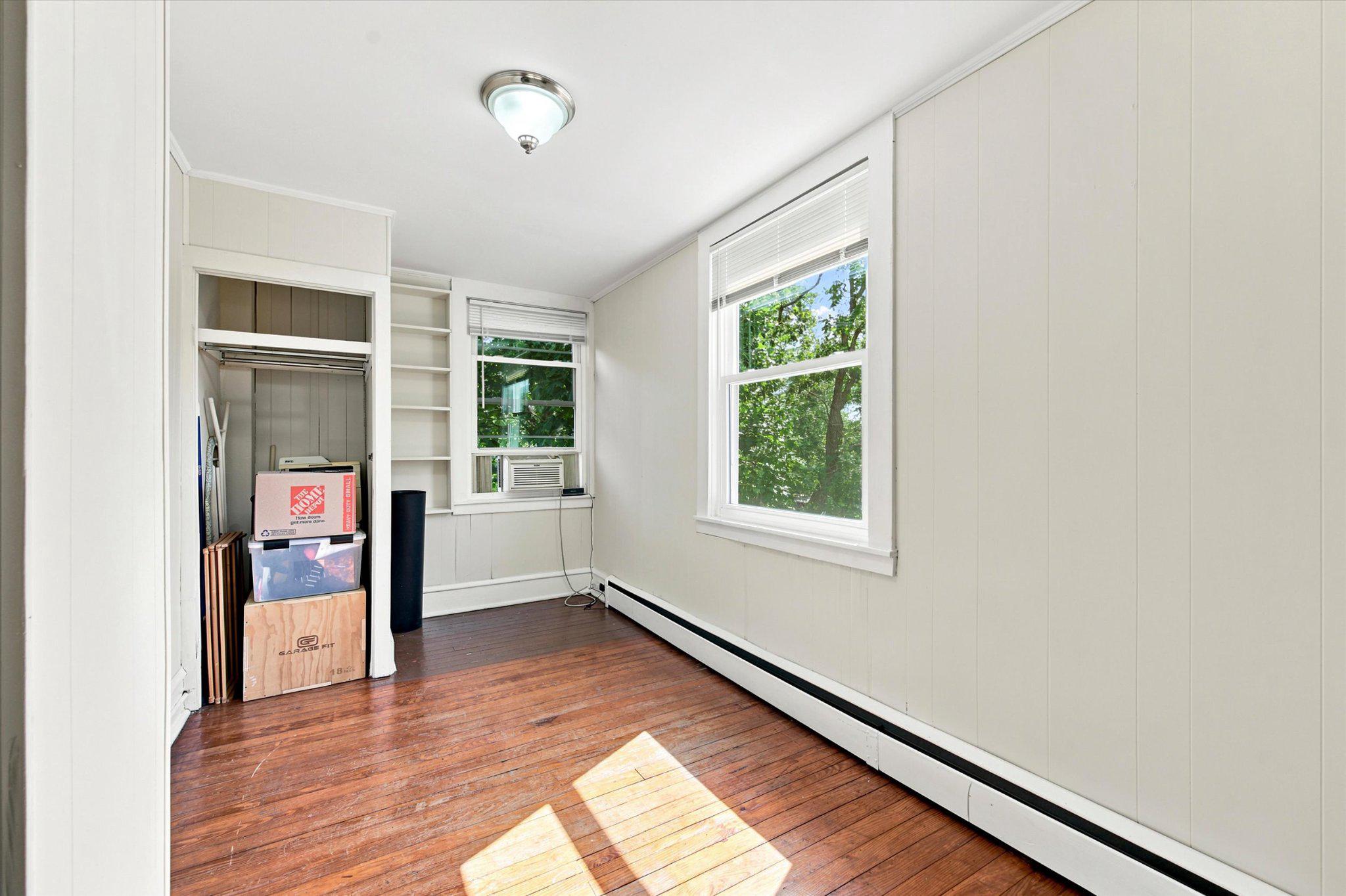GLENSIDE - Residential