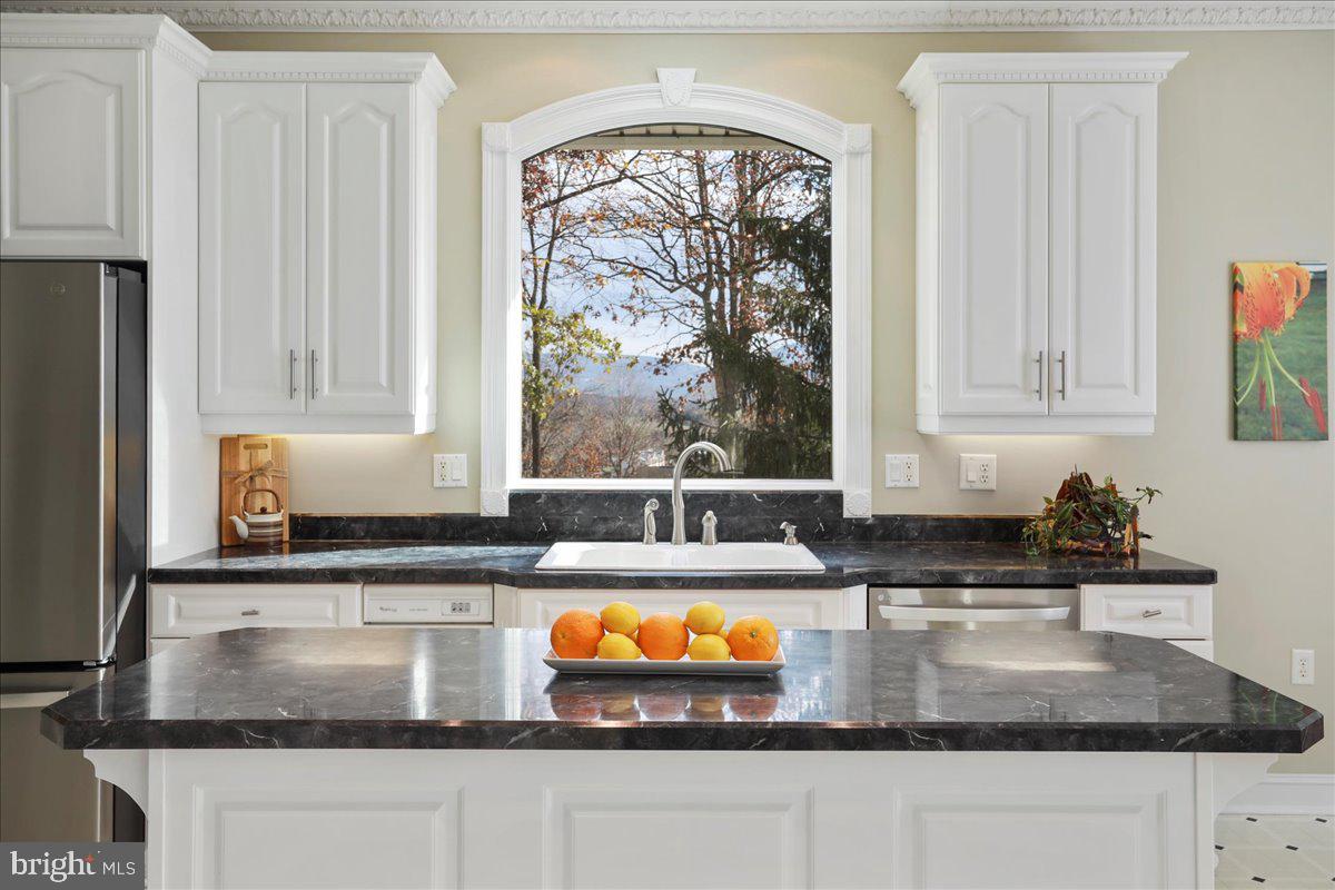 LURAY - Residential