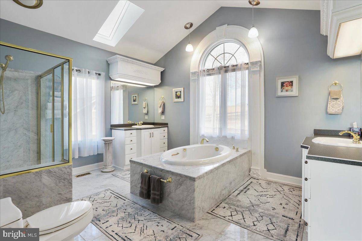 LURAY - Residential