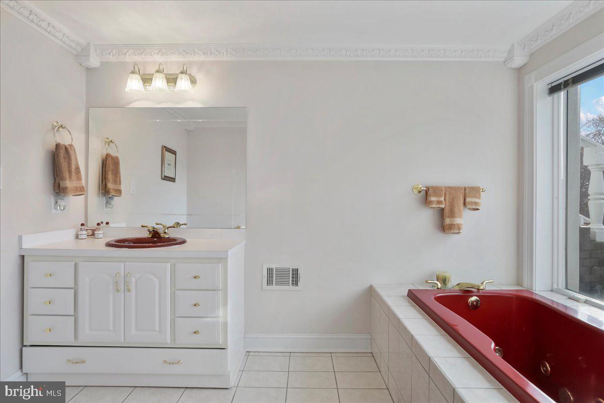 LURAY - Residential