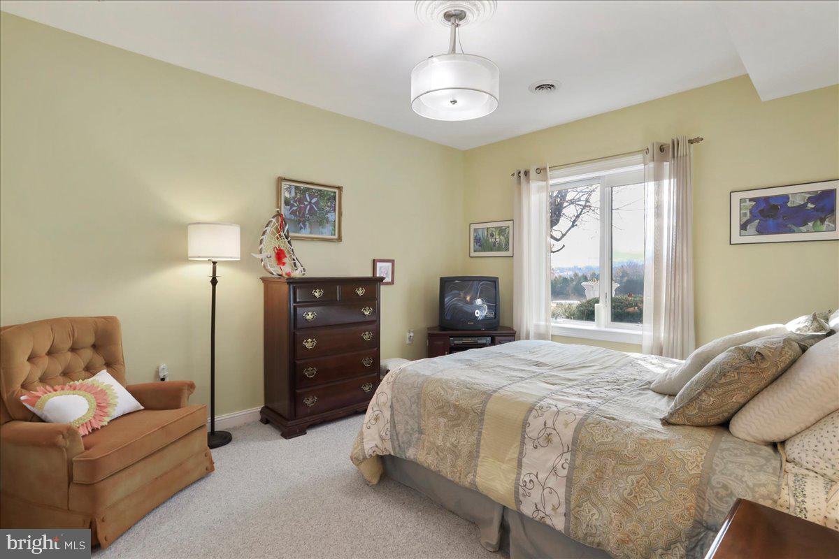 LURAY - Residential