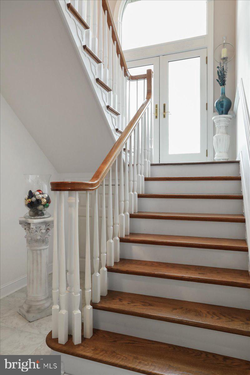 LURAY - Residential