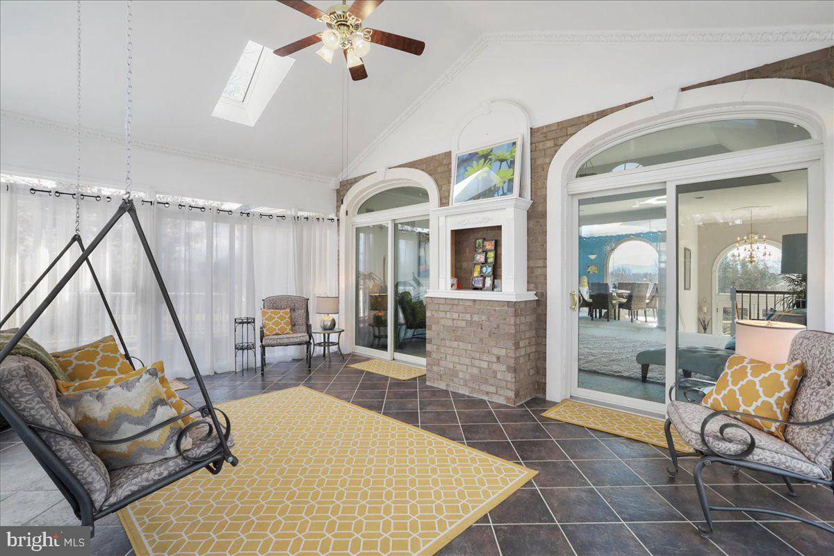 LURAY - Residential