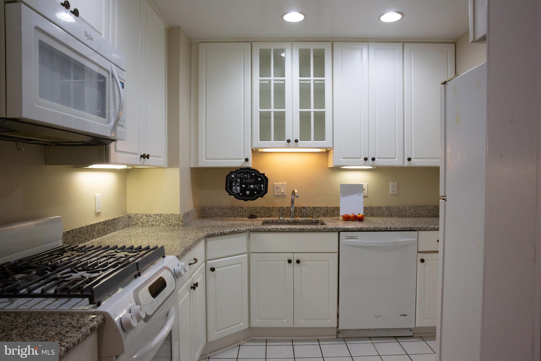 ROSE HILL FARMS - Residential Lease