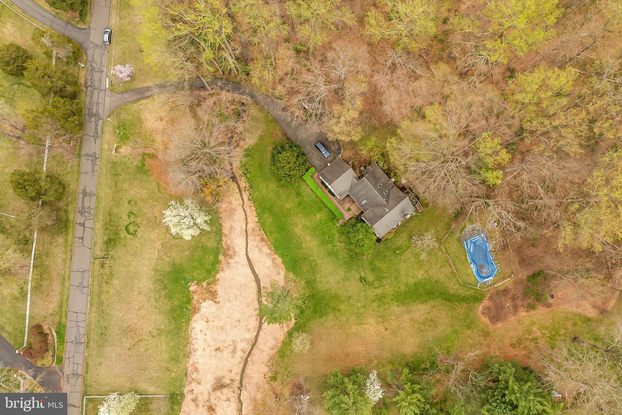 CLOVERLEAF FARM ESTATES - Residential