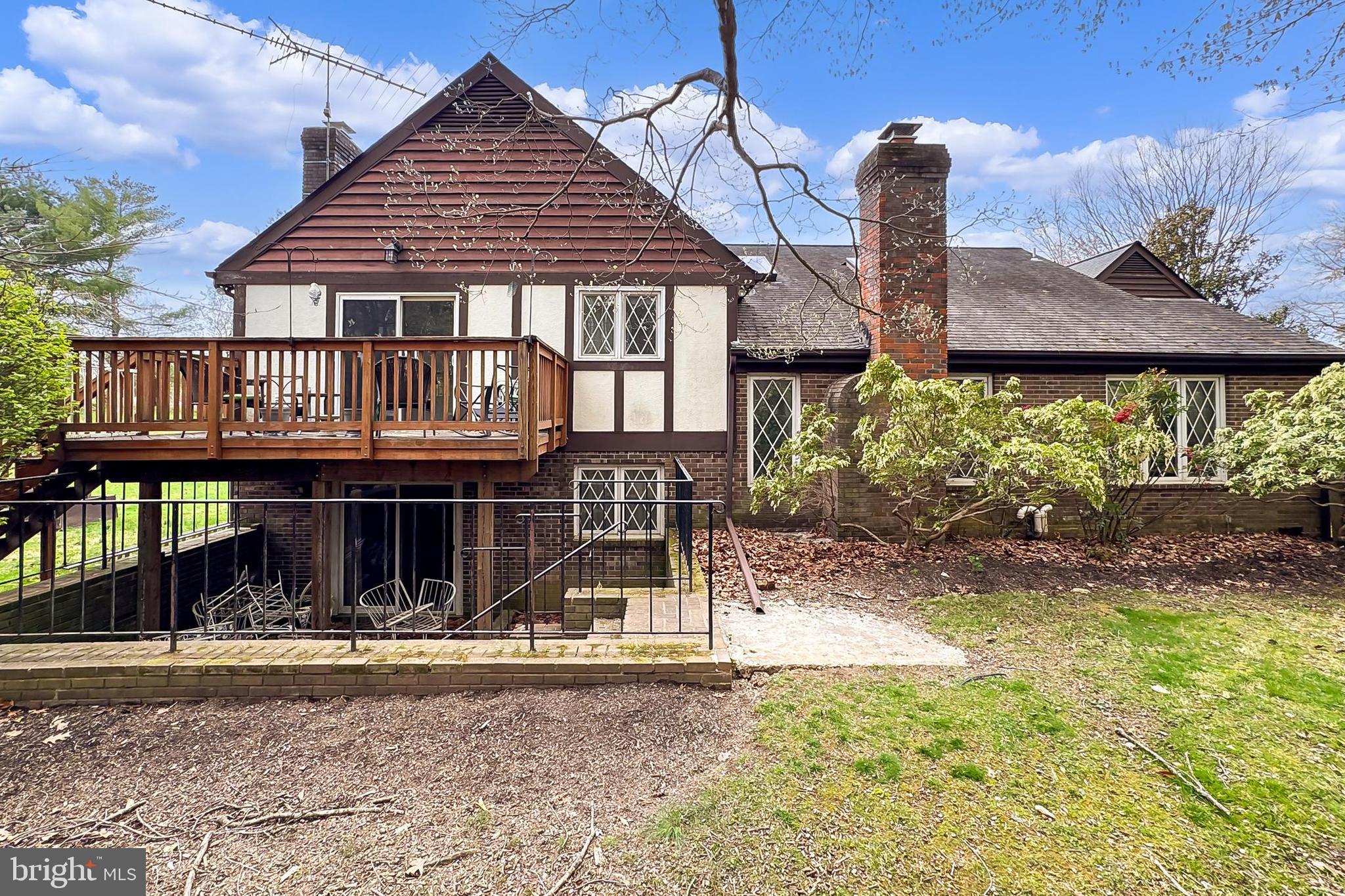 CLOVERLEAF FARM ESTATES - Residential