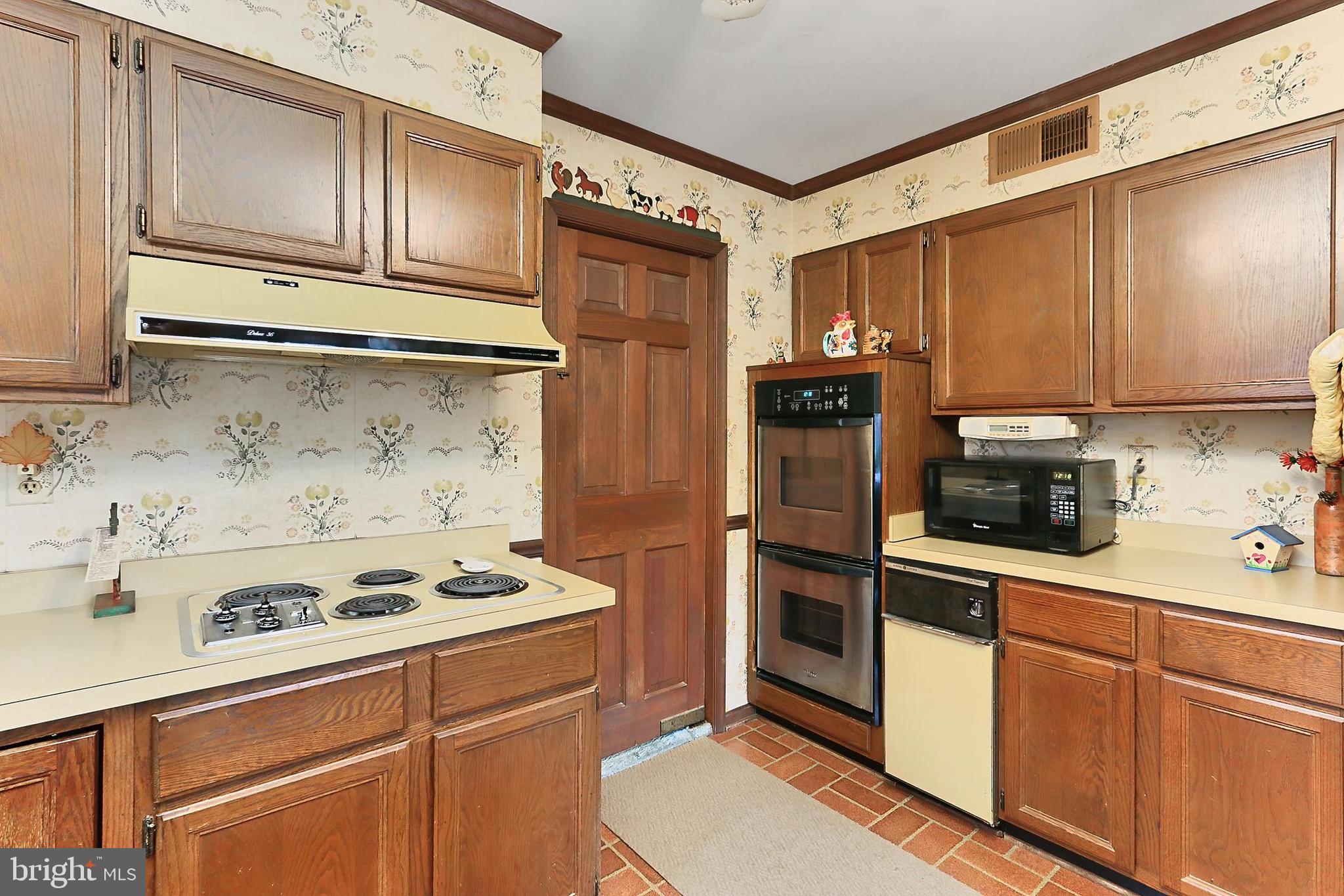 CLOVERLEAF FARM ESTATES - Residential