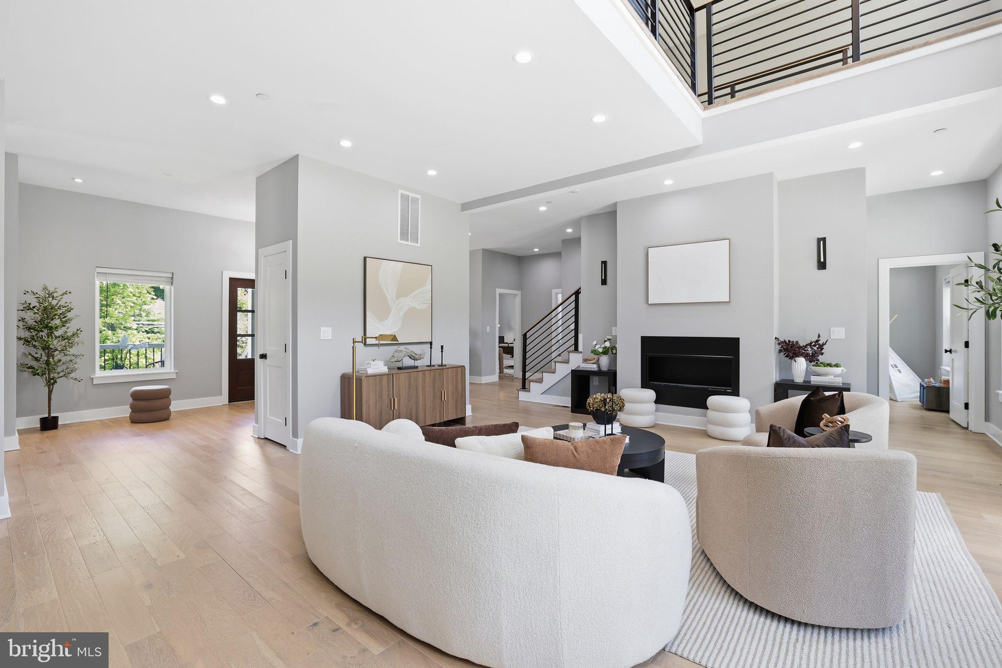 PINEHURST VILLAGE - Residential