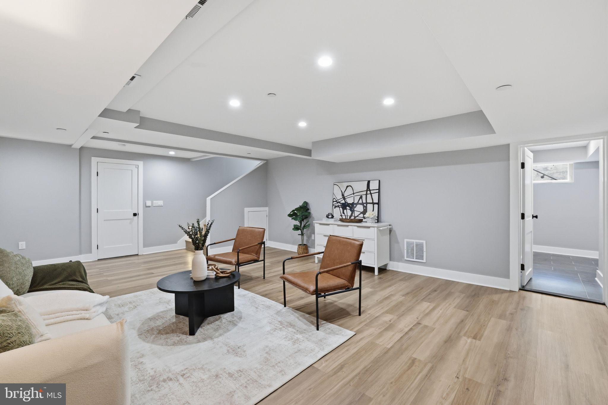 PINEHURST VILLAGE - Residential