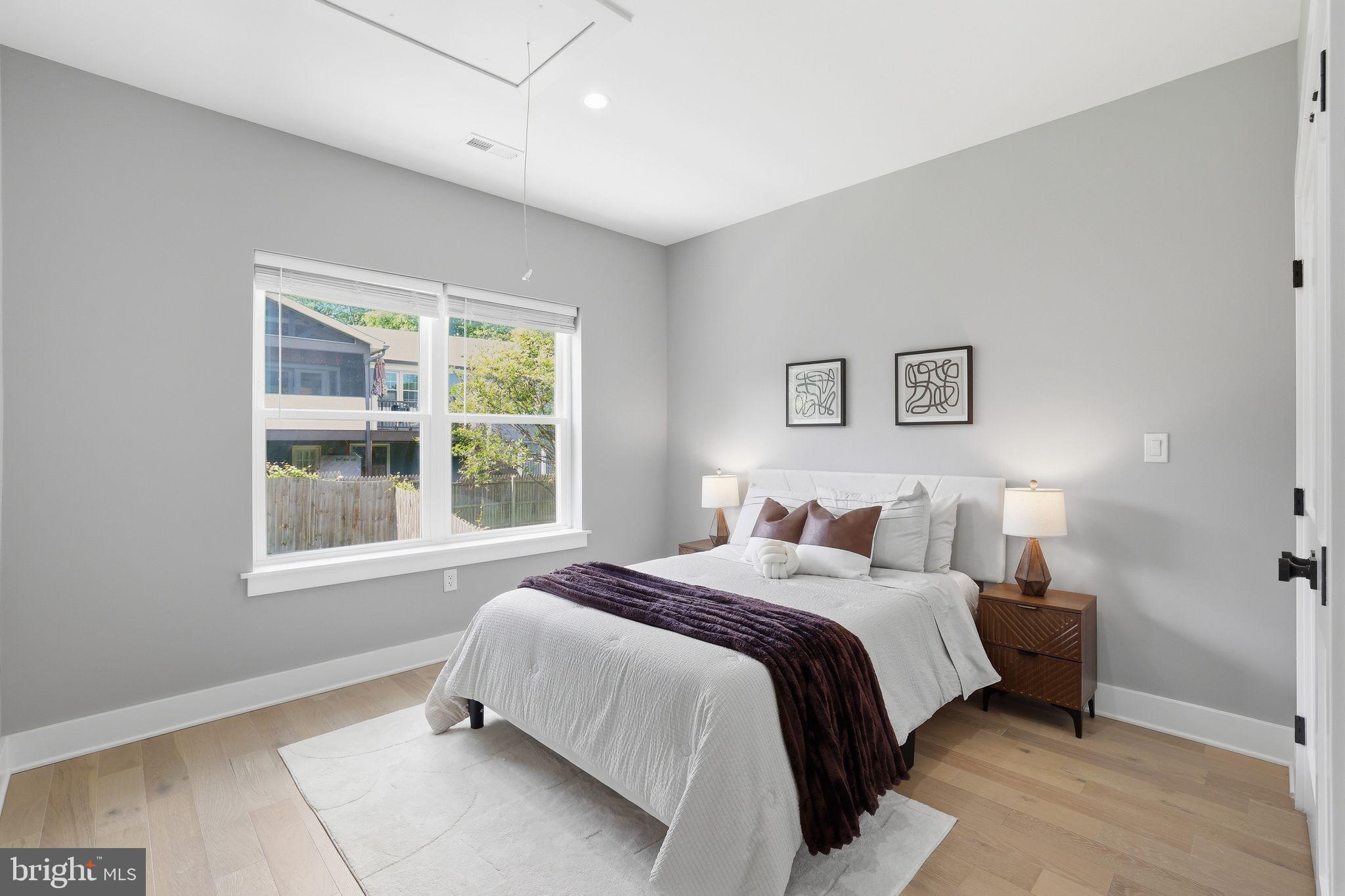 PINEHURST VILLAGE - Residential
