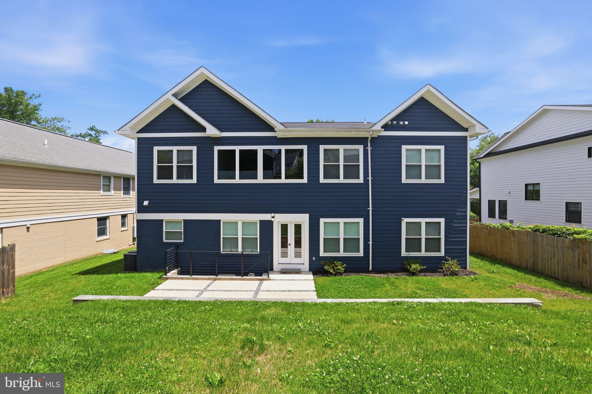 PINEHURST VILLAGE - Residential