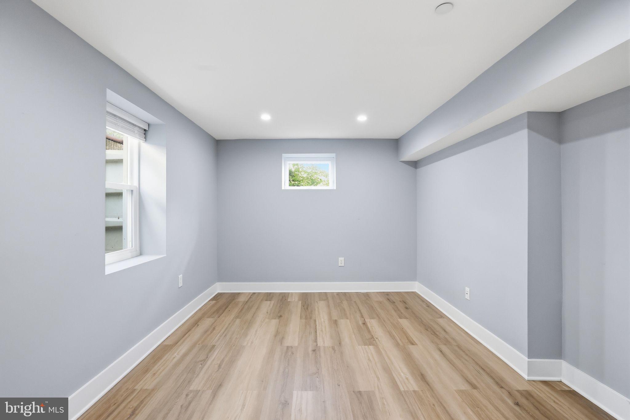 PINEHURST VILLAGE - Residential