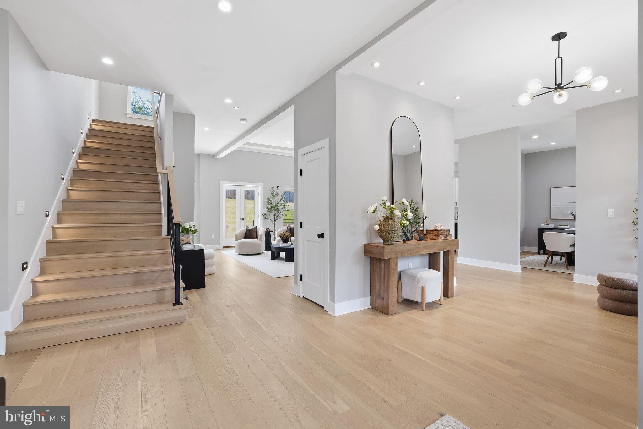 PINEHURST VILLAGE - Residential