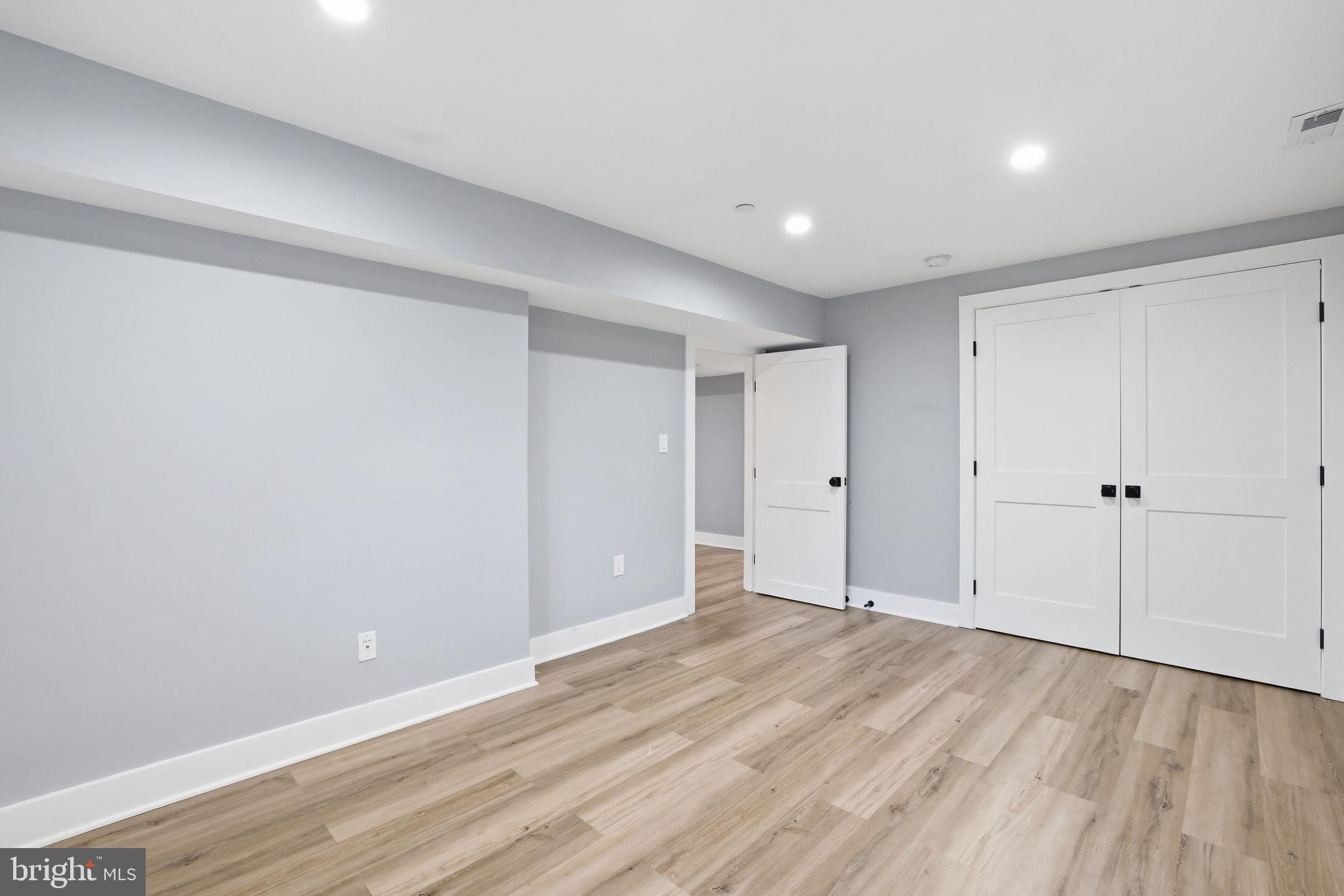 PINEHURST VILLAGE - Residential