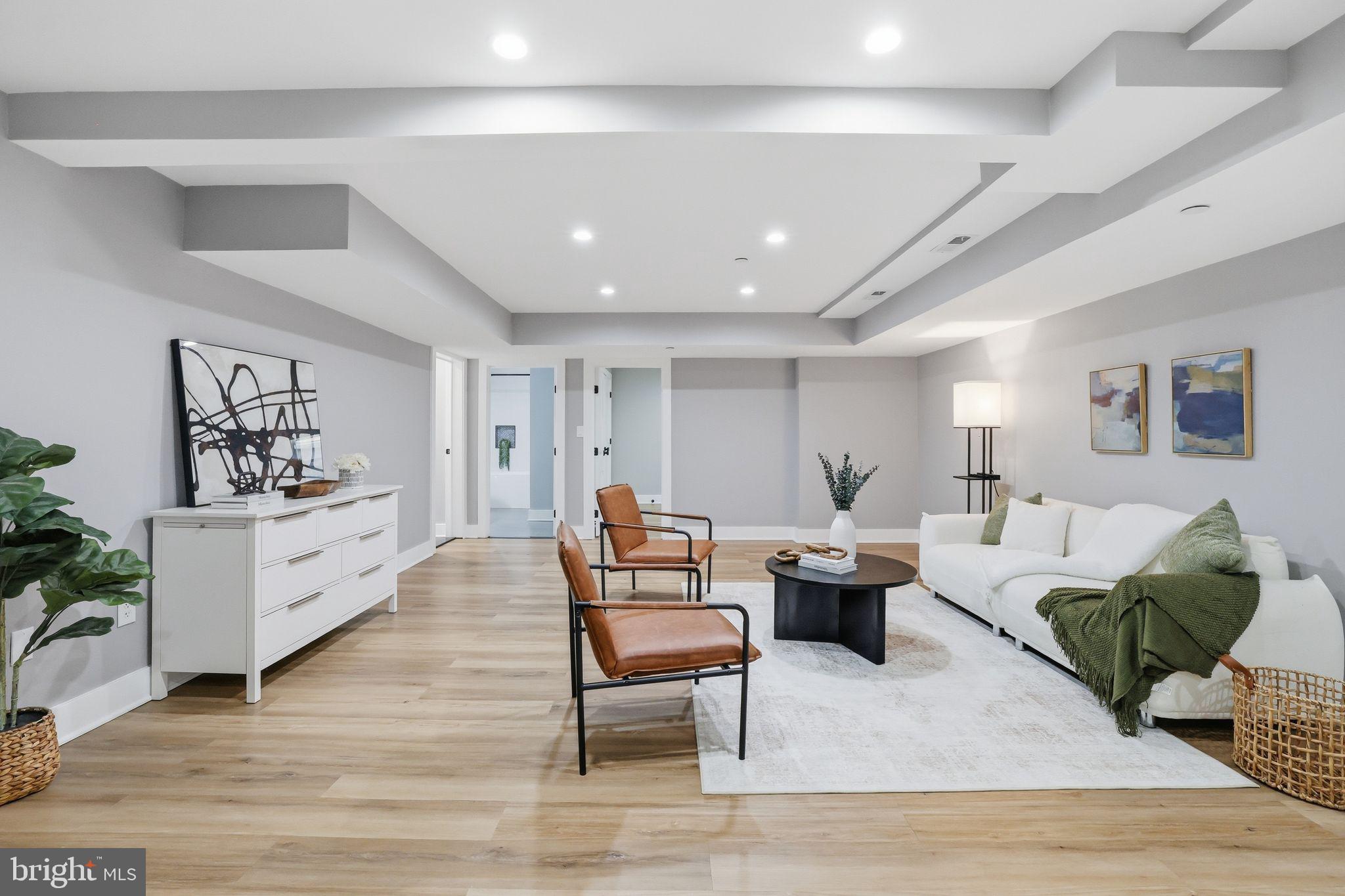PINEHURST VILLAGE - Residential
