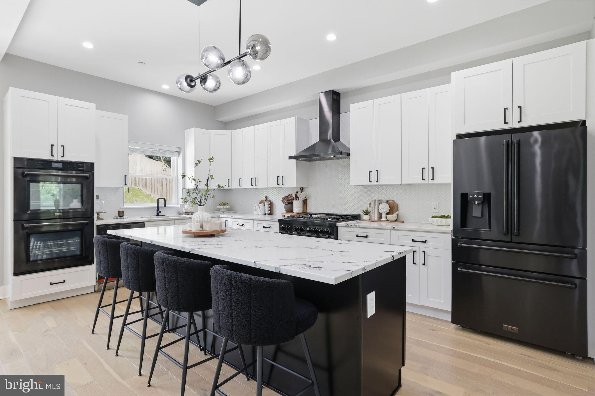 PINEHURST VILLAGE - Residential