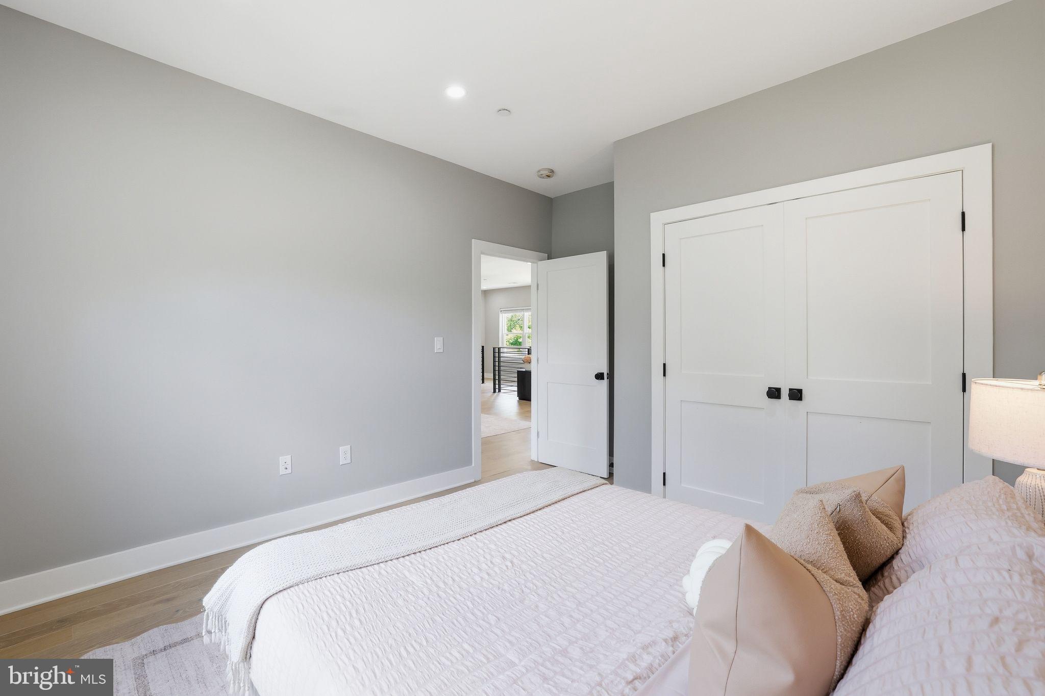 PINEHURST VILLAGE - Residential