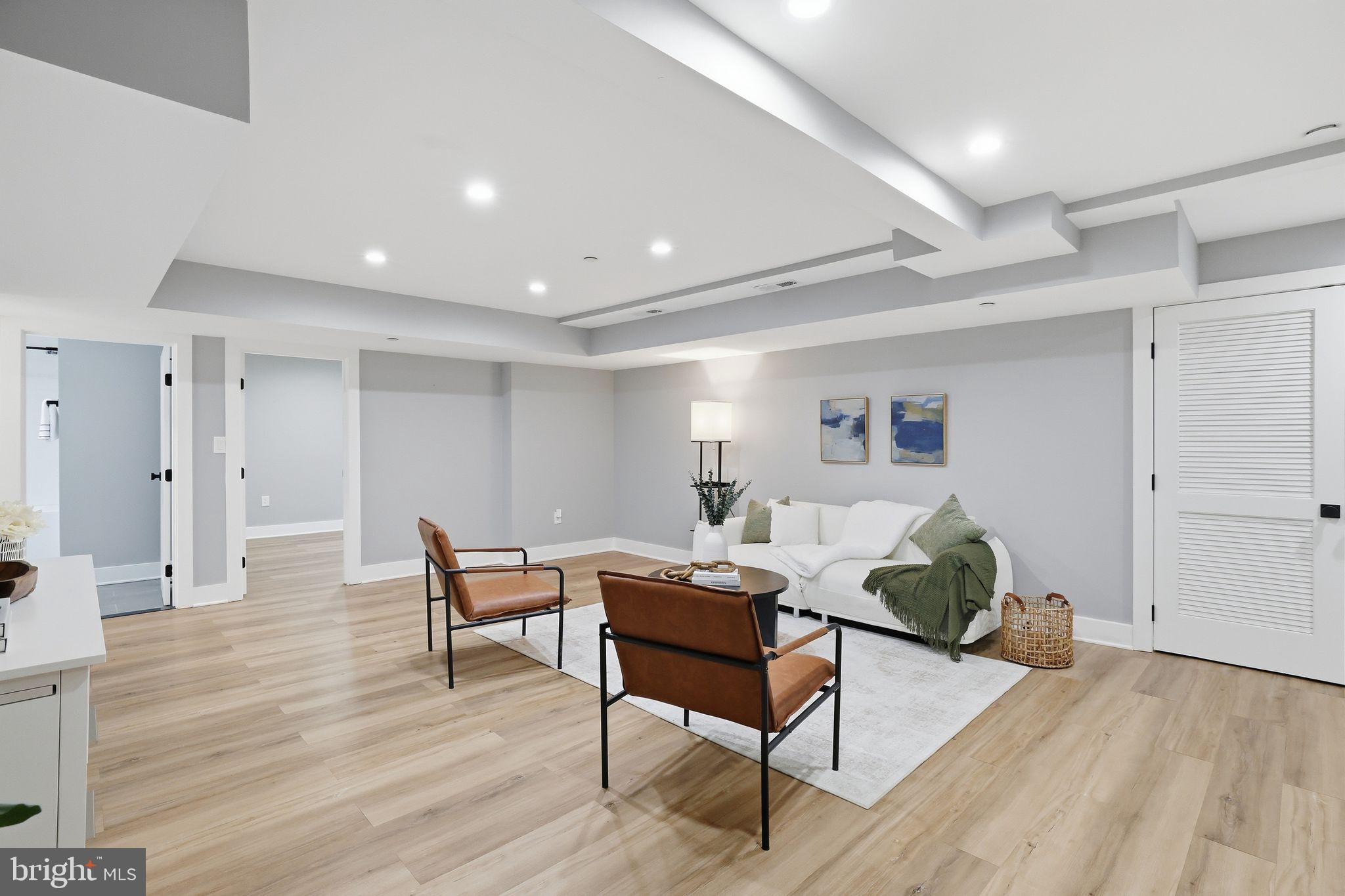 PINEHURST VILLAGE - Residential