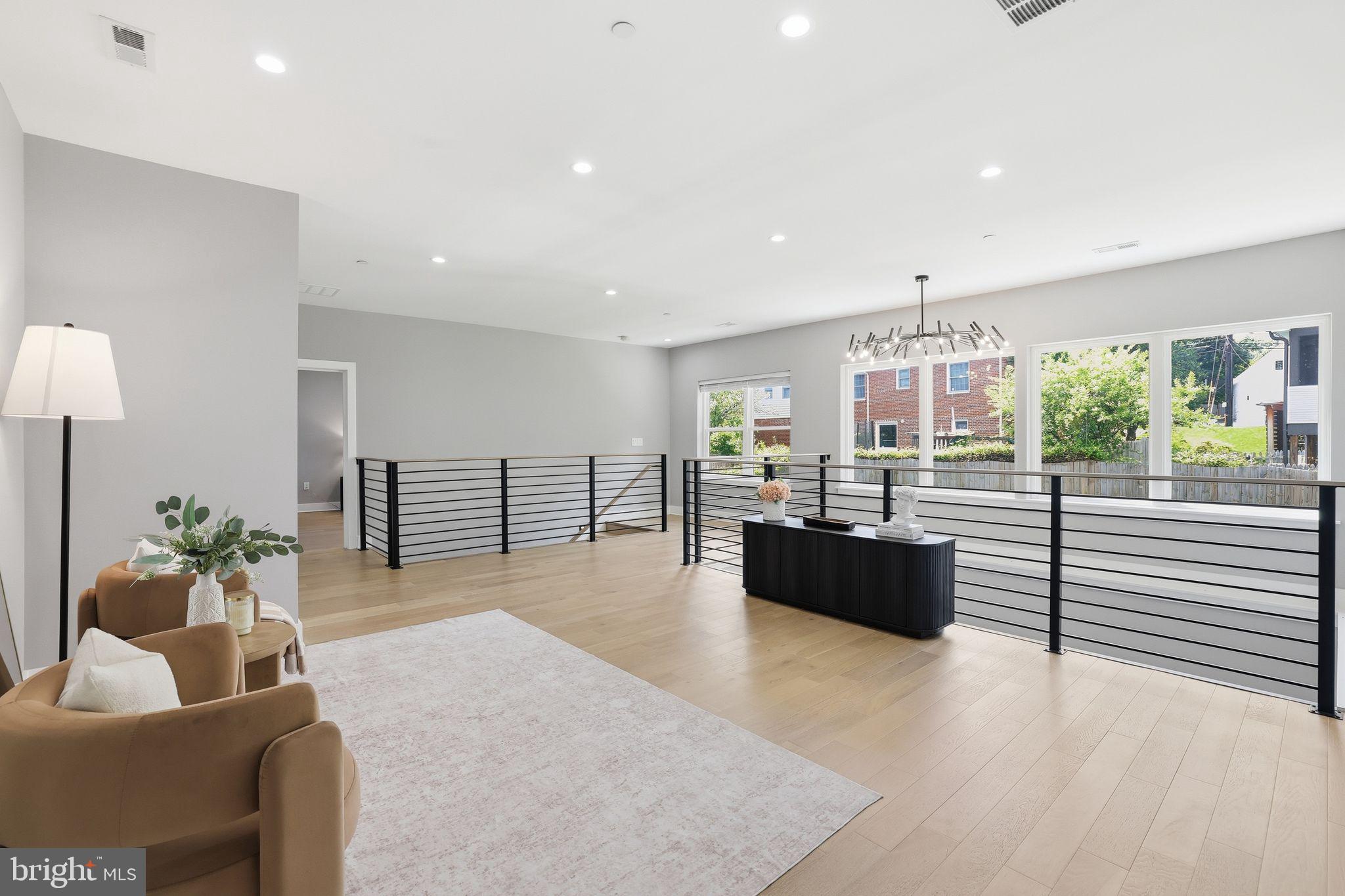 PINEHURST VILLAGE - Residential