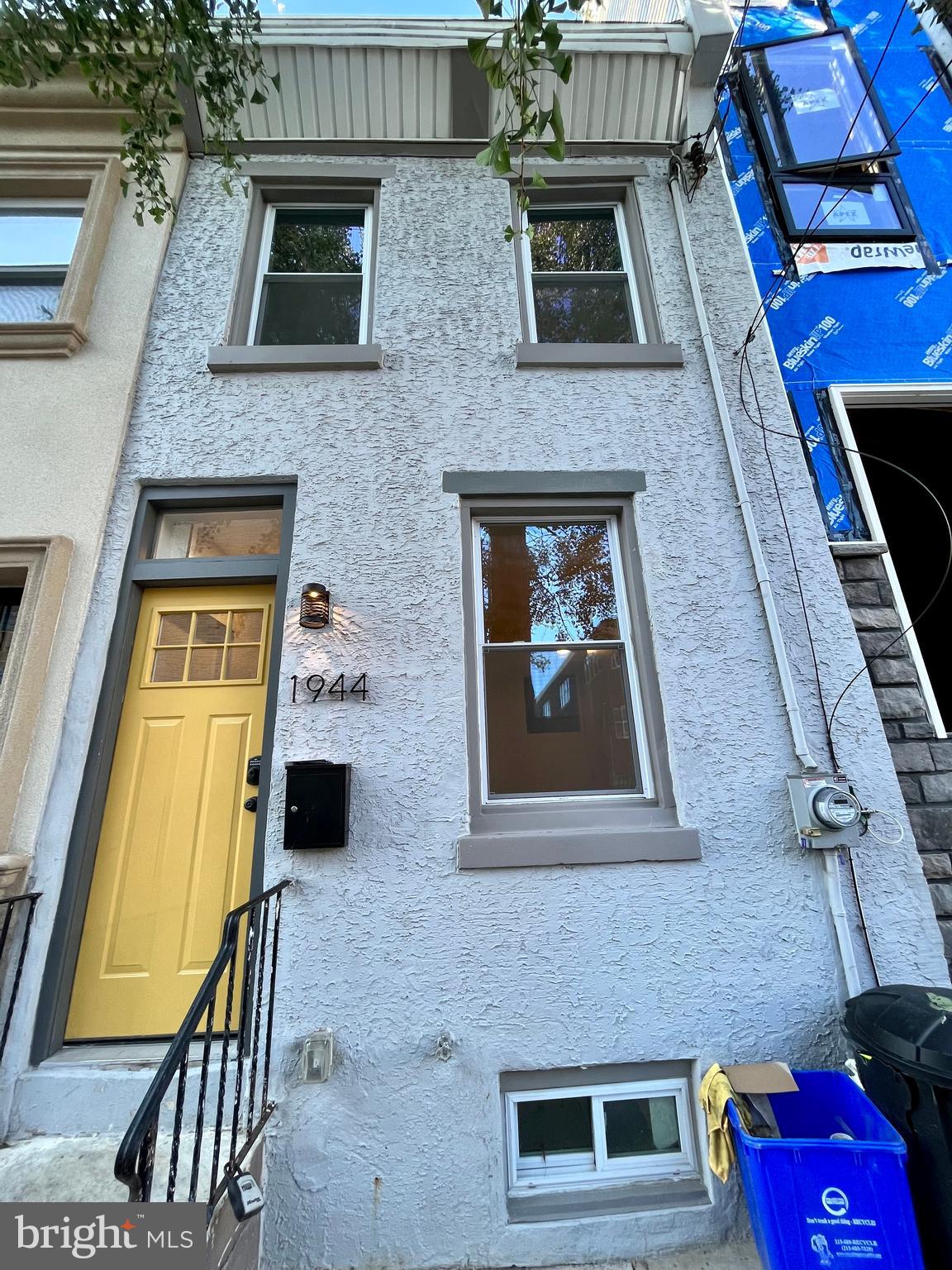 Recently renovated on a nice street in East Kensington.   Home has hardwood floors throughout, recessed LED lighting, fresh paint, fixtures, newer windows, doors + trim.    White kitchen w/ quartz tops + new appliances.   1st floor has living + dining room that leads to open kitchen w/ a bonus room on the rear.   2nd floor has hallway laundry room, 2 good size bedrooms w/ closet space + huge master bath w/ ceramic tile tub/shower combo.   Ultra clean basement for storage.   All updated electrical system, central ac + heat, + newer plumbing.  Nothing left to do but unpack your bags.   Located close to all Fishtown + Frankford Ave attractions, SEPTA, i-95 and Center City.