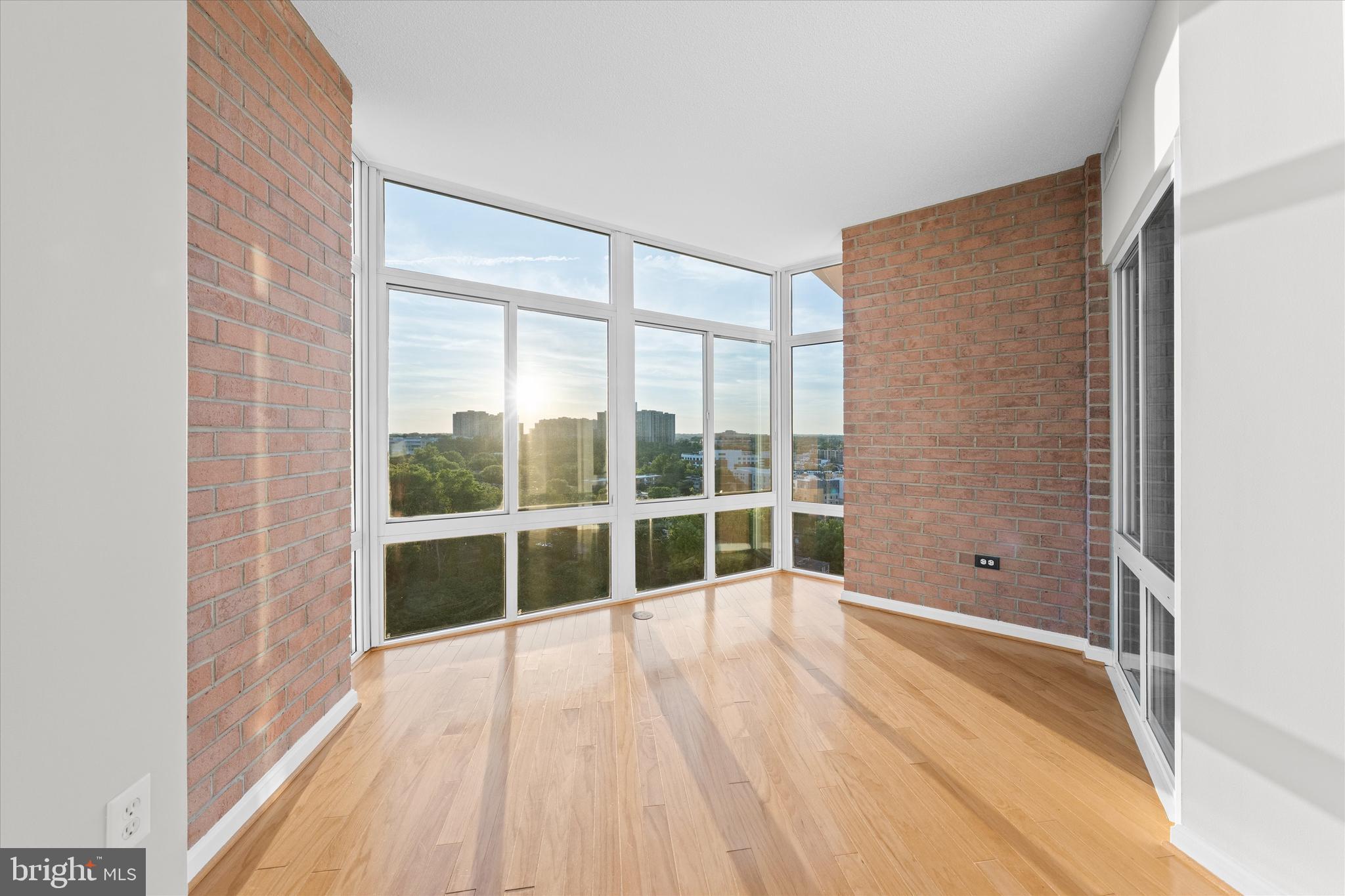 NORTHAMPTON PLACE - Residential