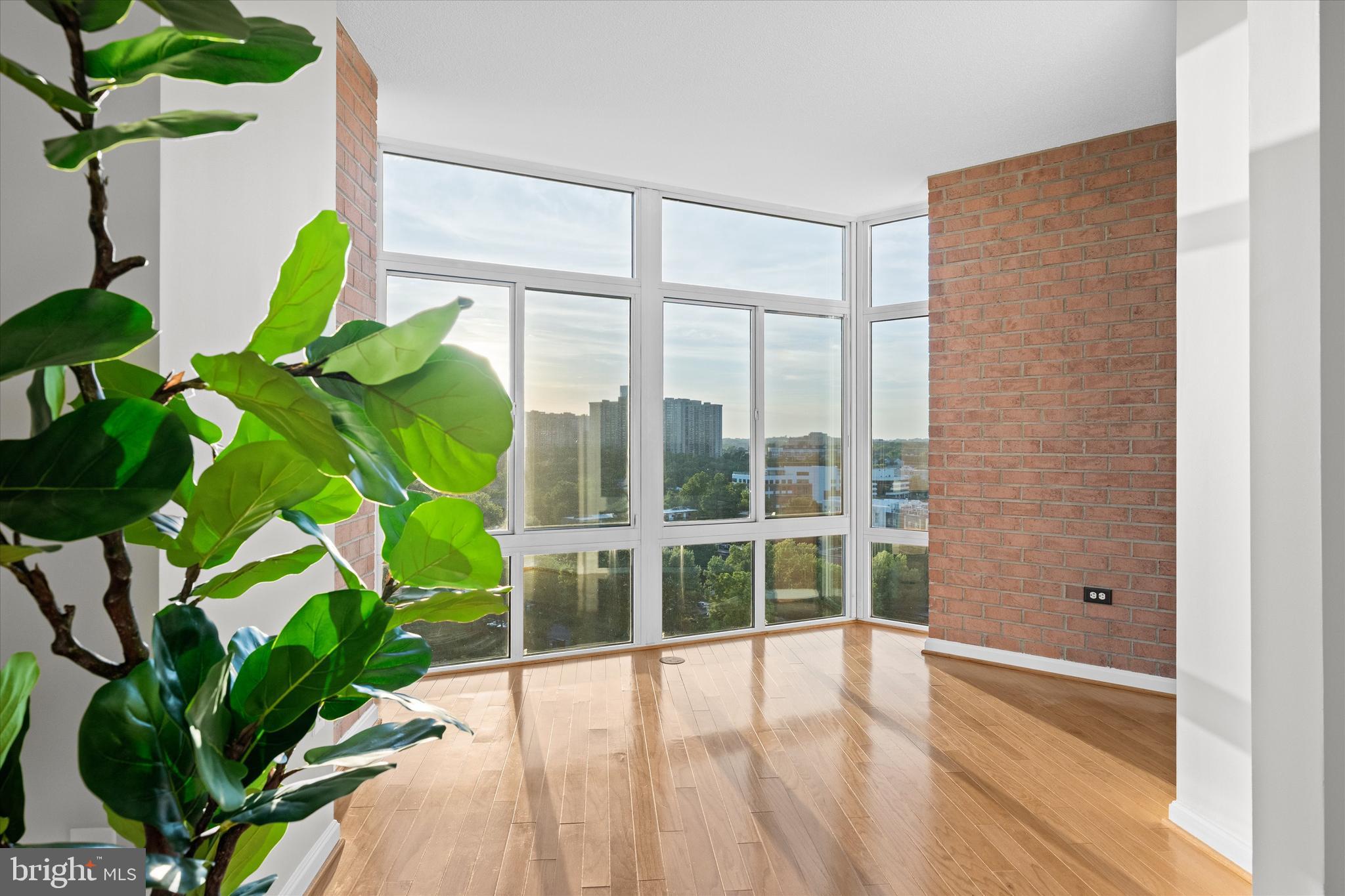 NORTHAMPTON PLACE - Residential