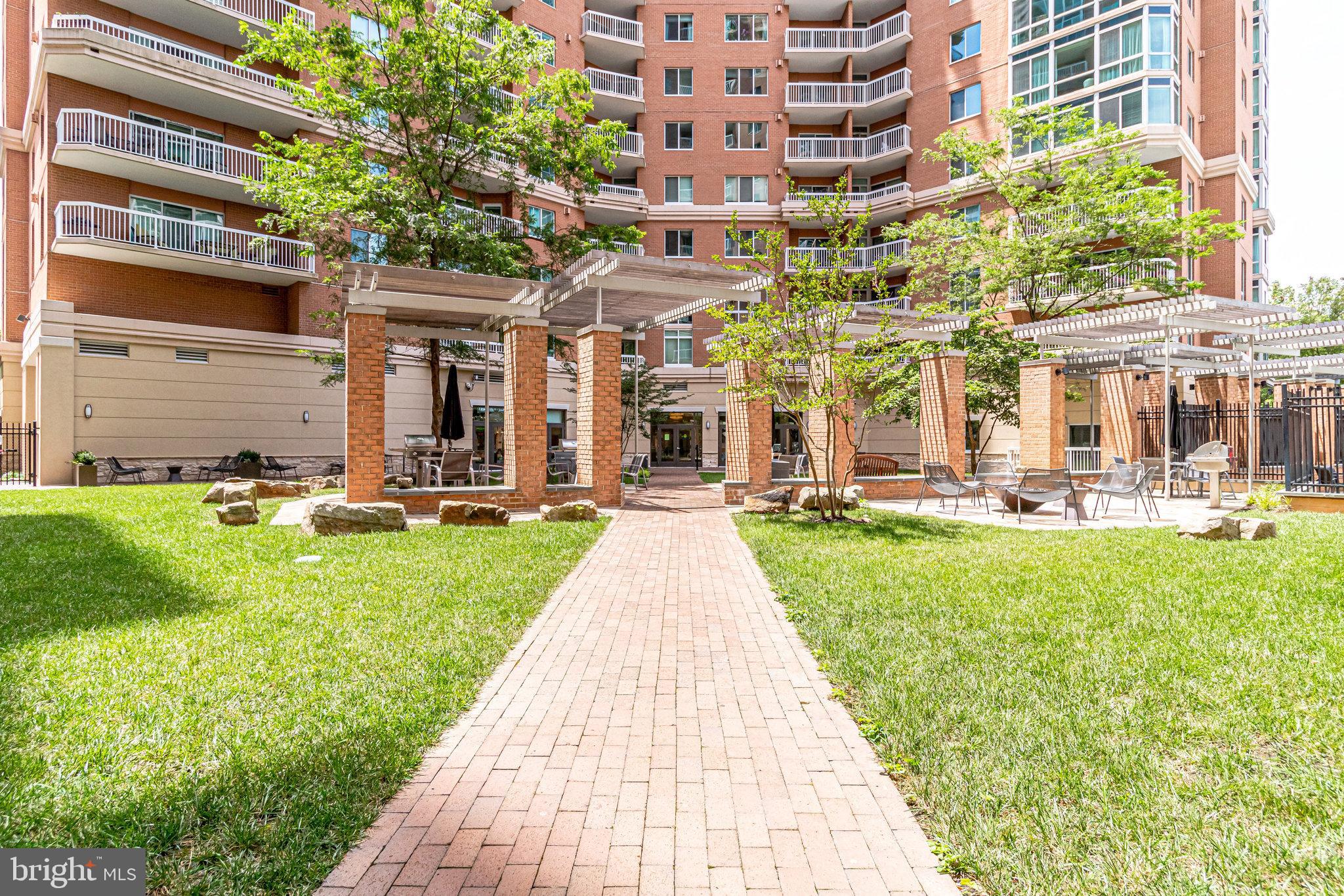 NORTHAMPTON PLACE - Residential