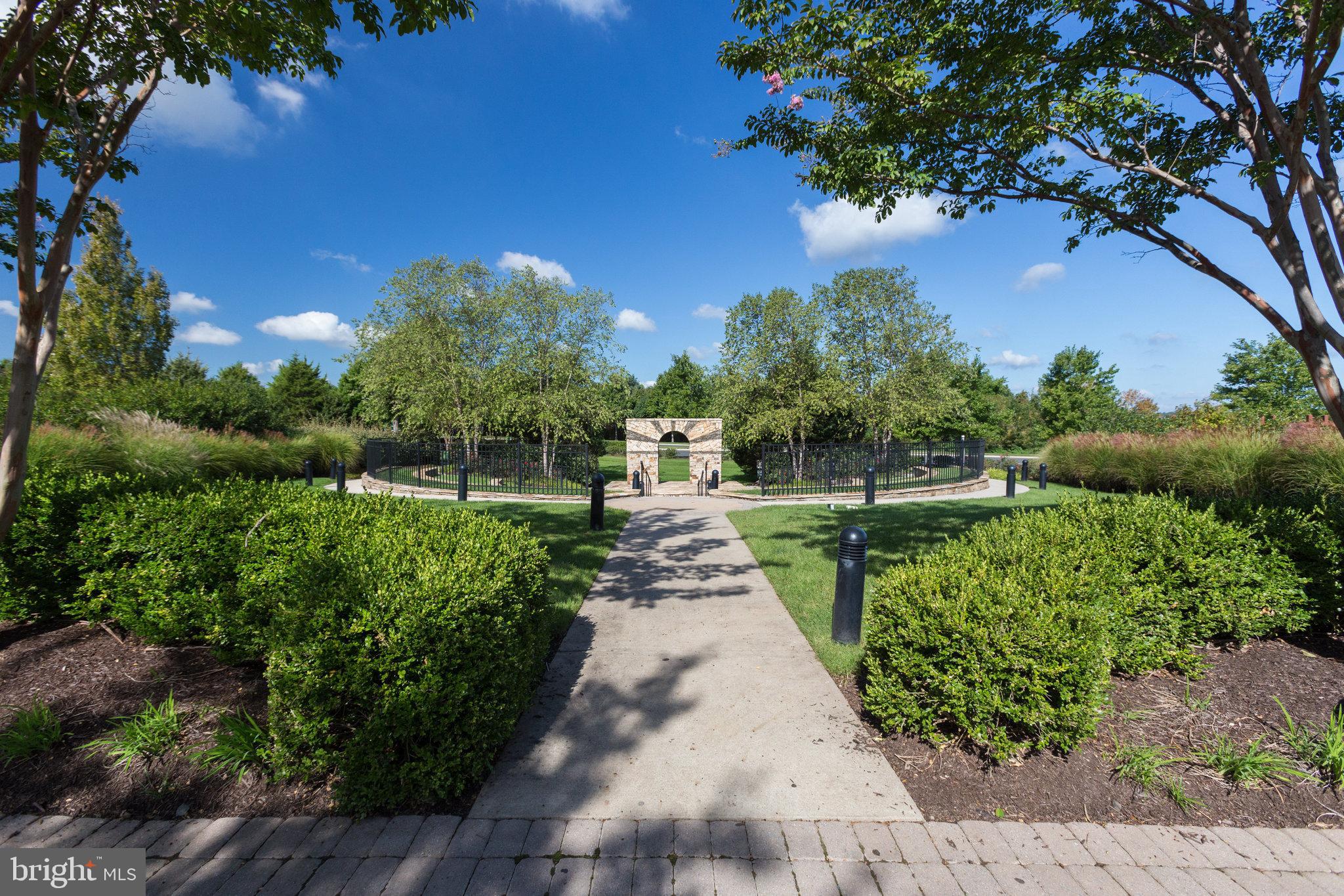 STONE RIDGE - Residential