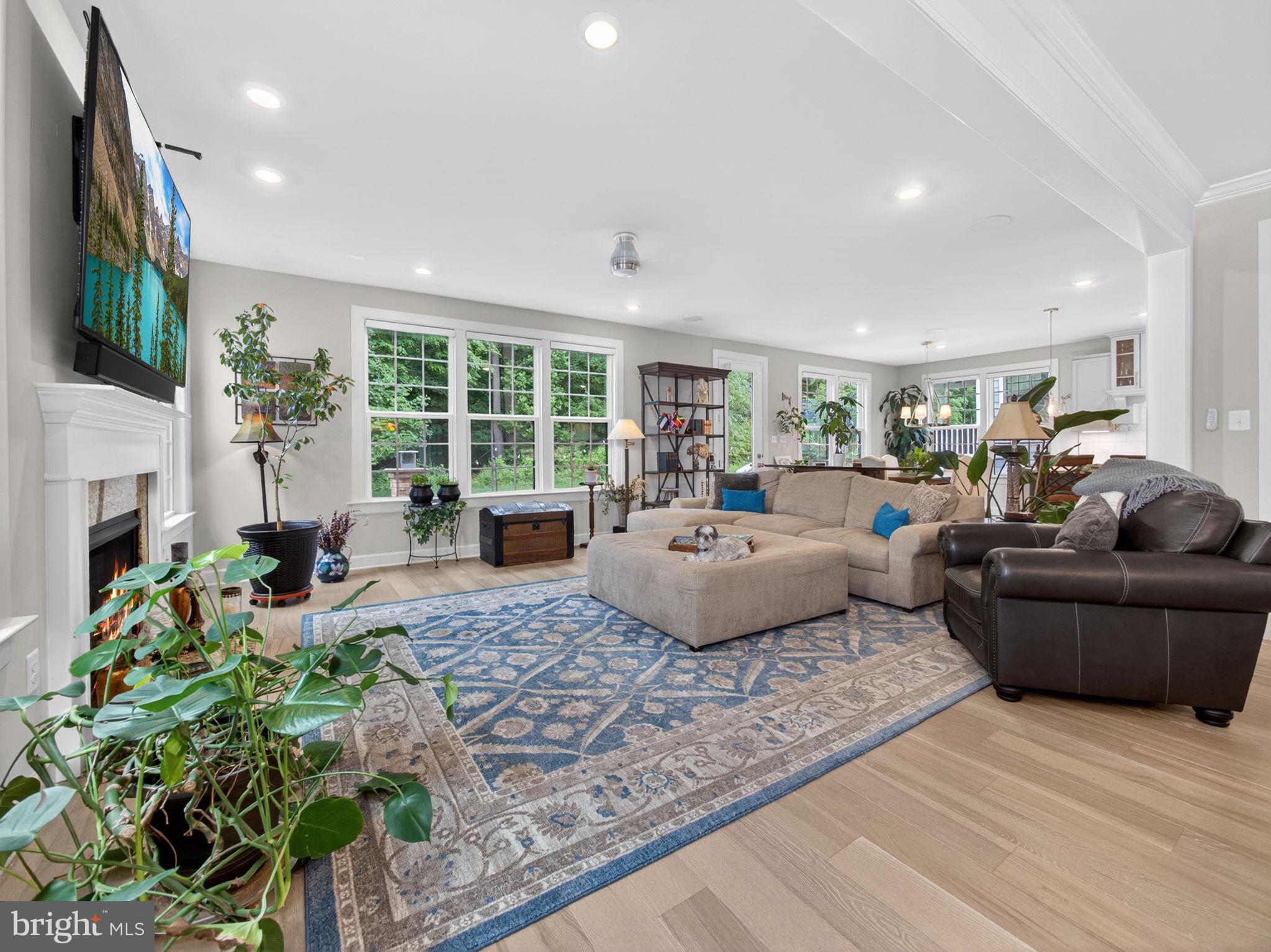 MAYFIELD - Residential