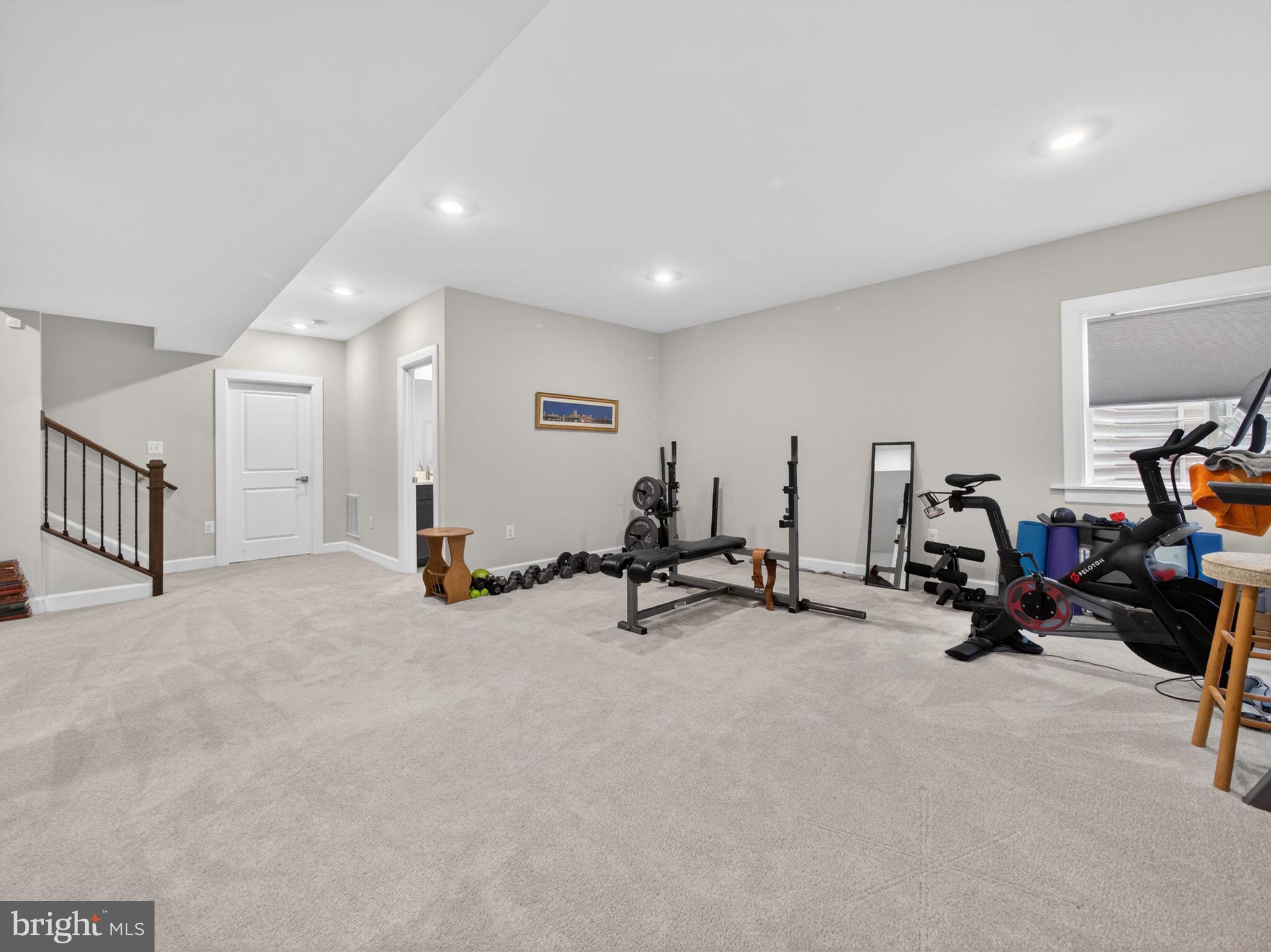 MAYFIELD - Residential