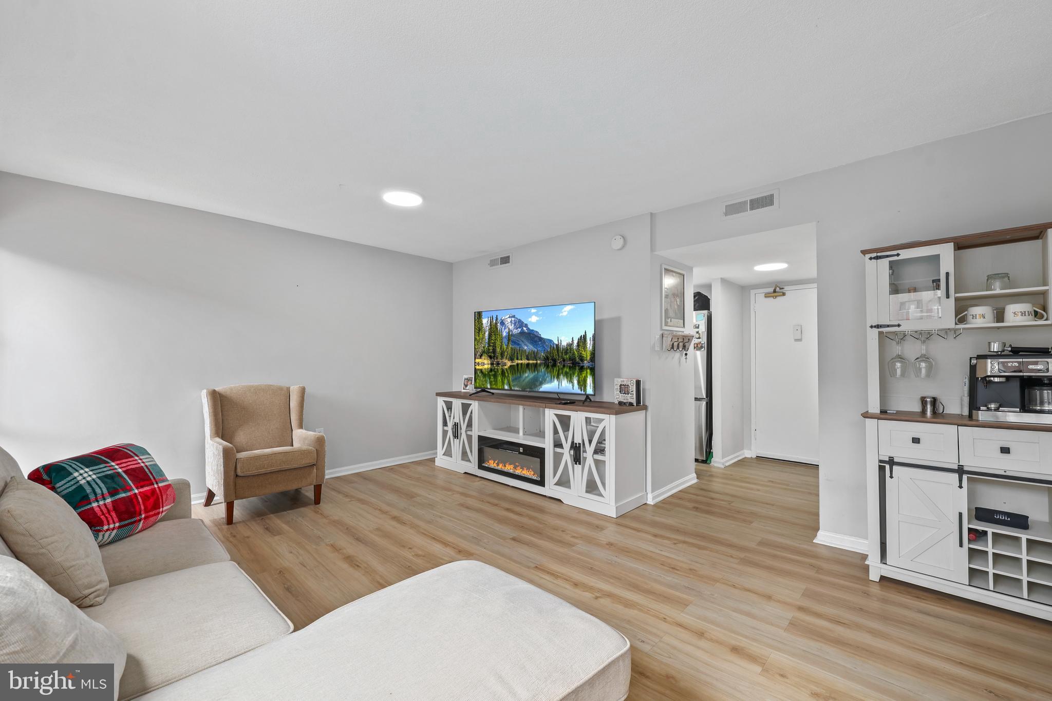HORIZON HOUSE - Residential