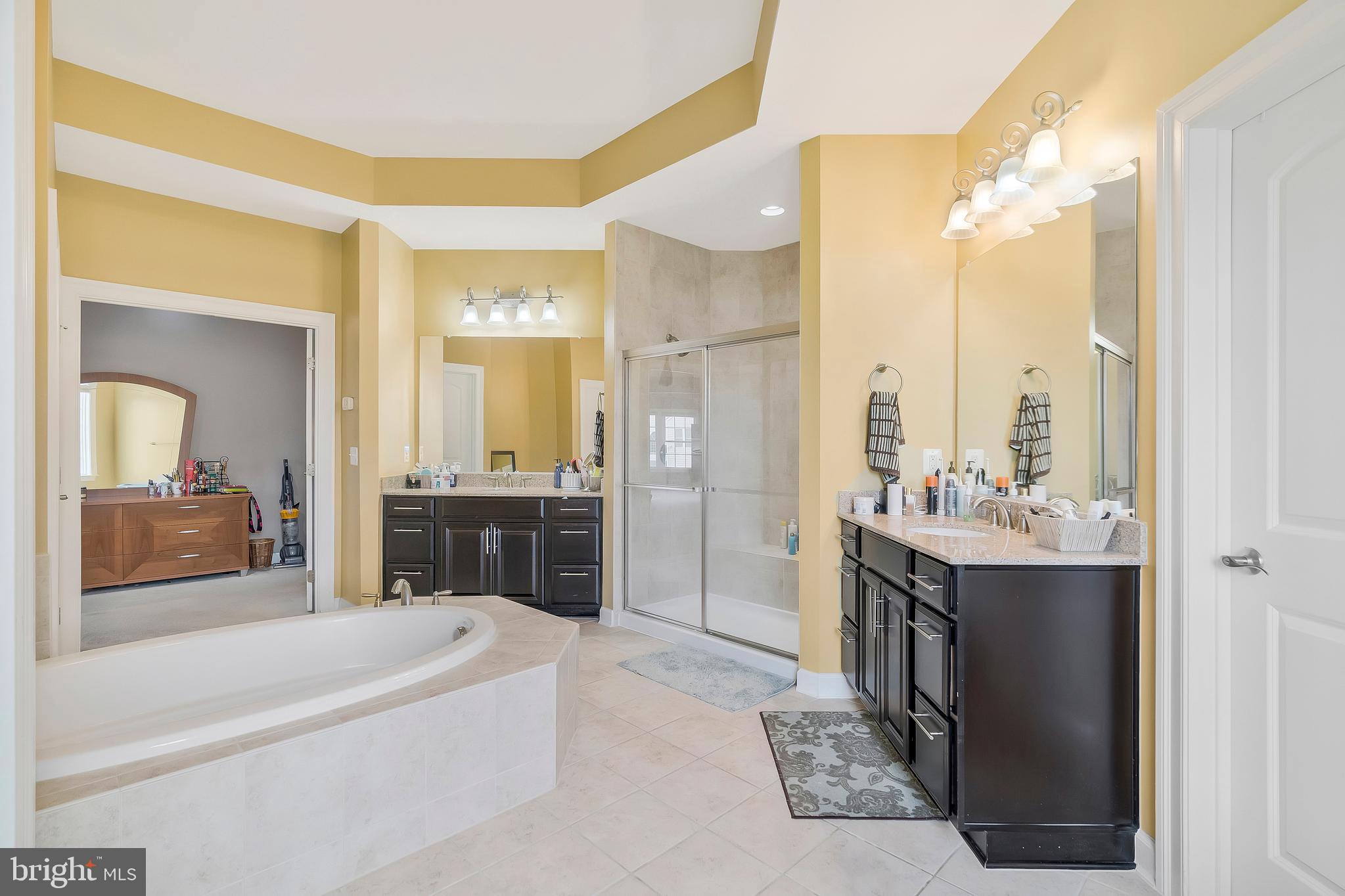 STONEGATE - Residential
