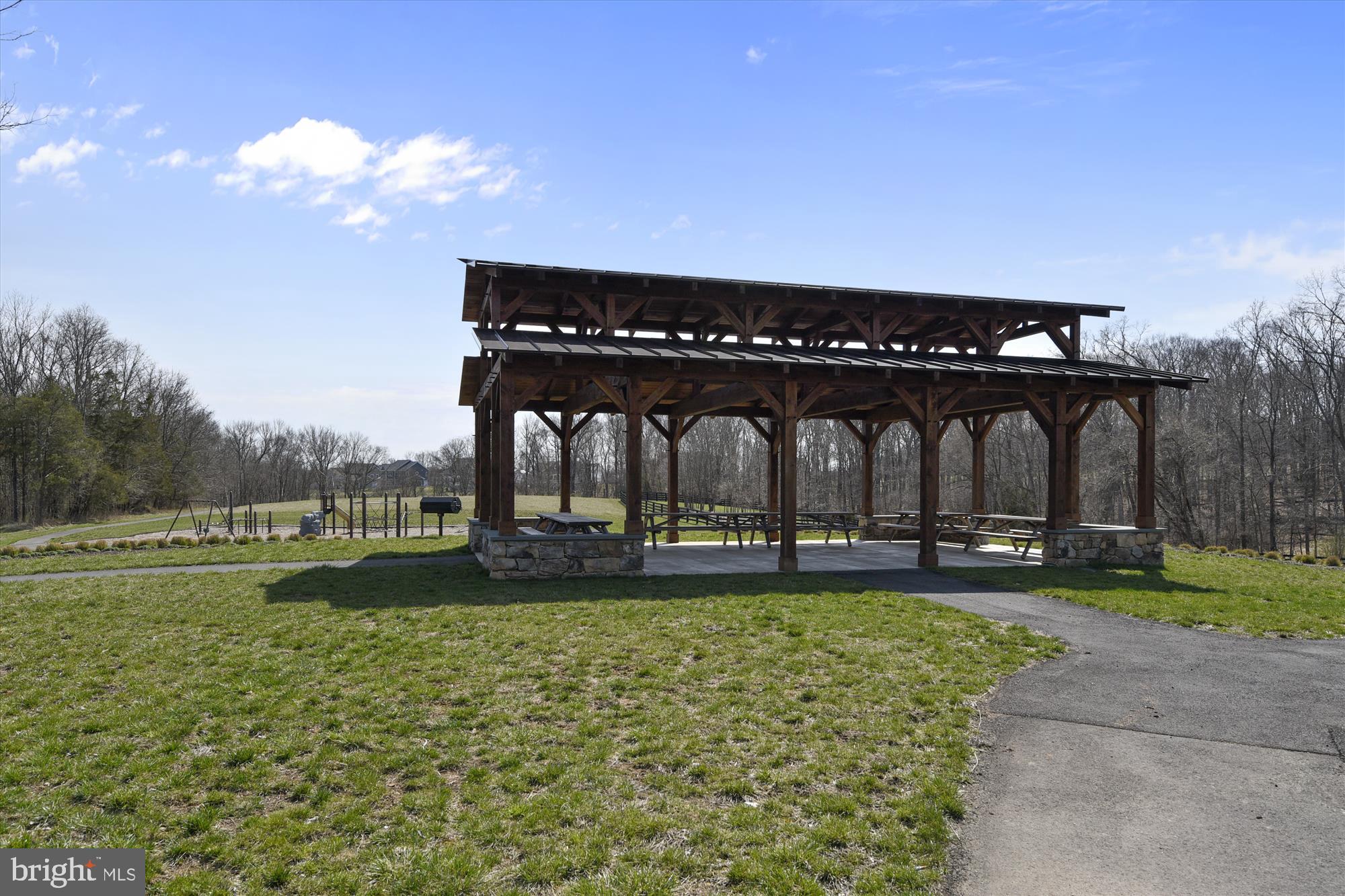 WILLOWSFORD - Residential