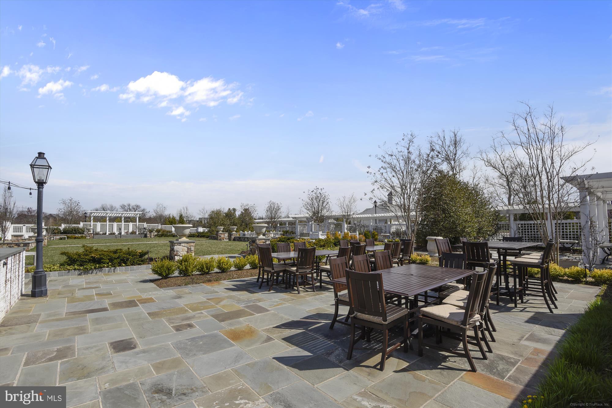 WILLOWSFORD - Residential