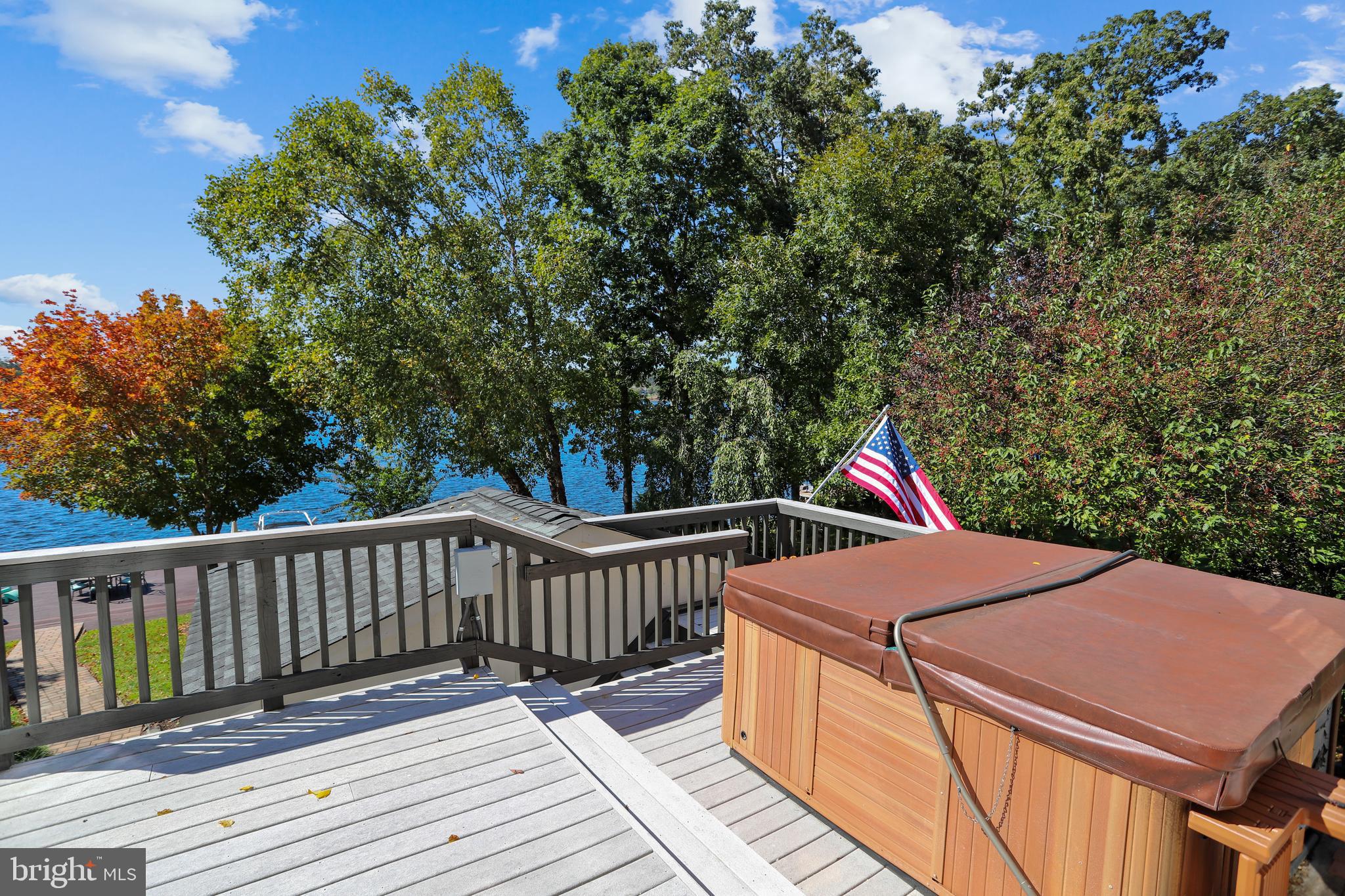 FAWN LAKE - Residential