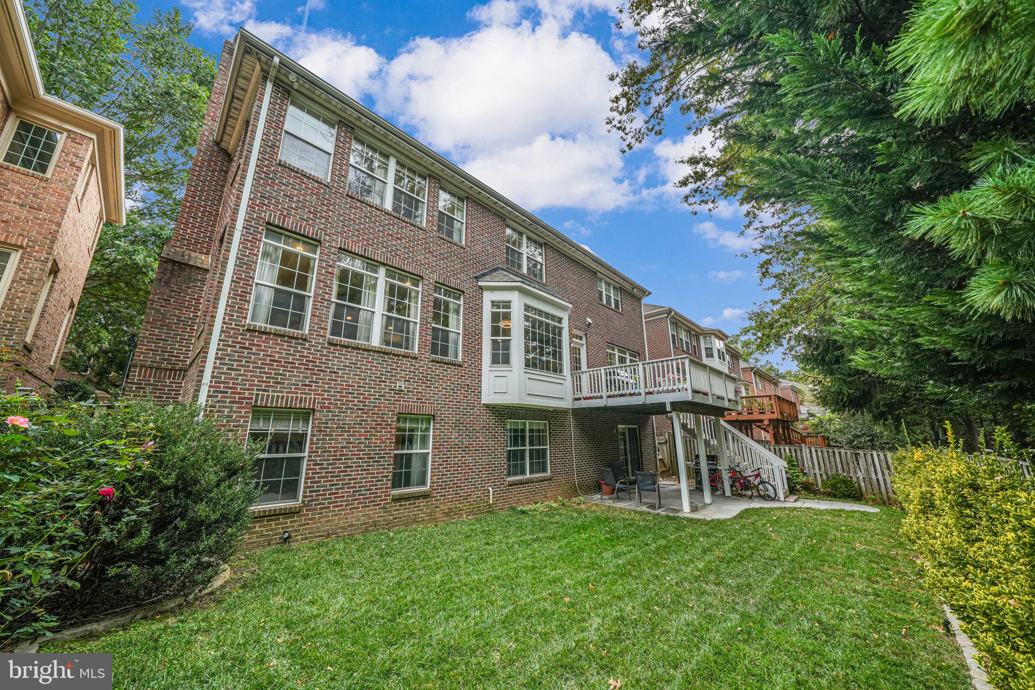 LAMBIANCE OF MCLEAN - Residential