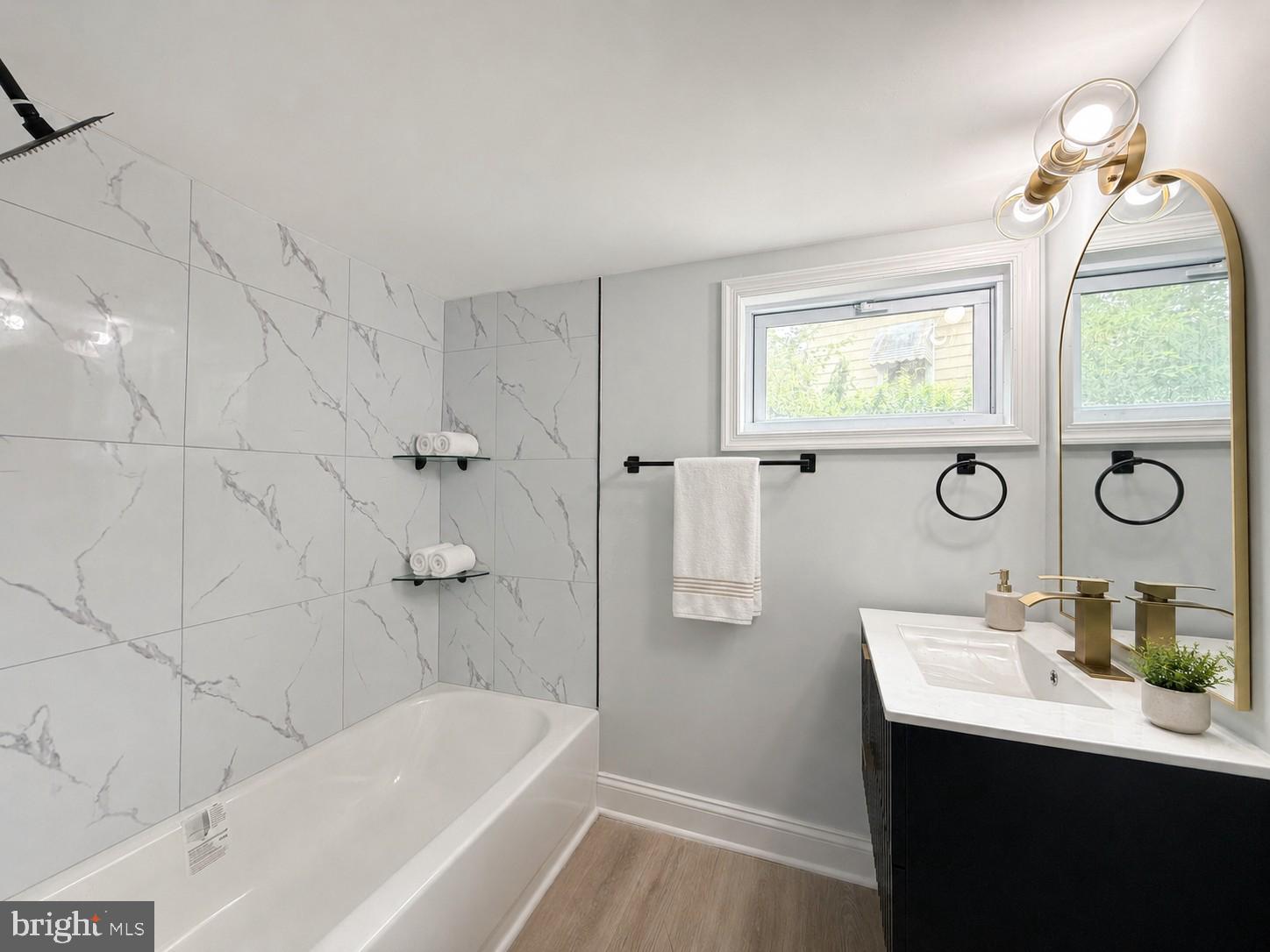 FAIRLAWN - Residential