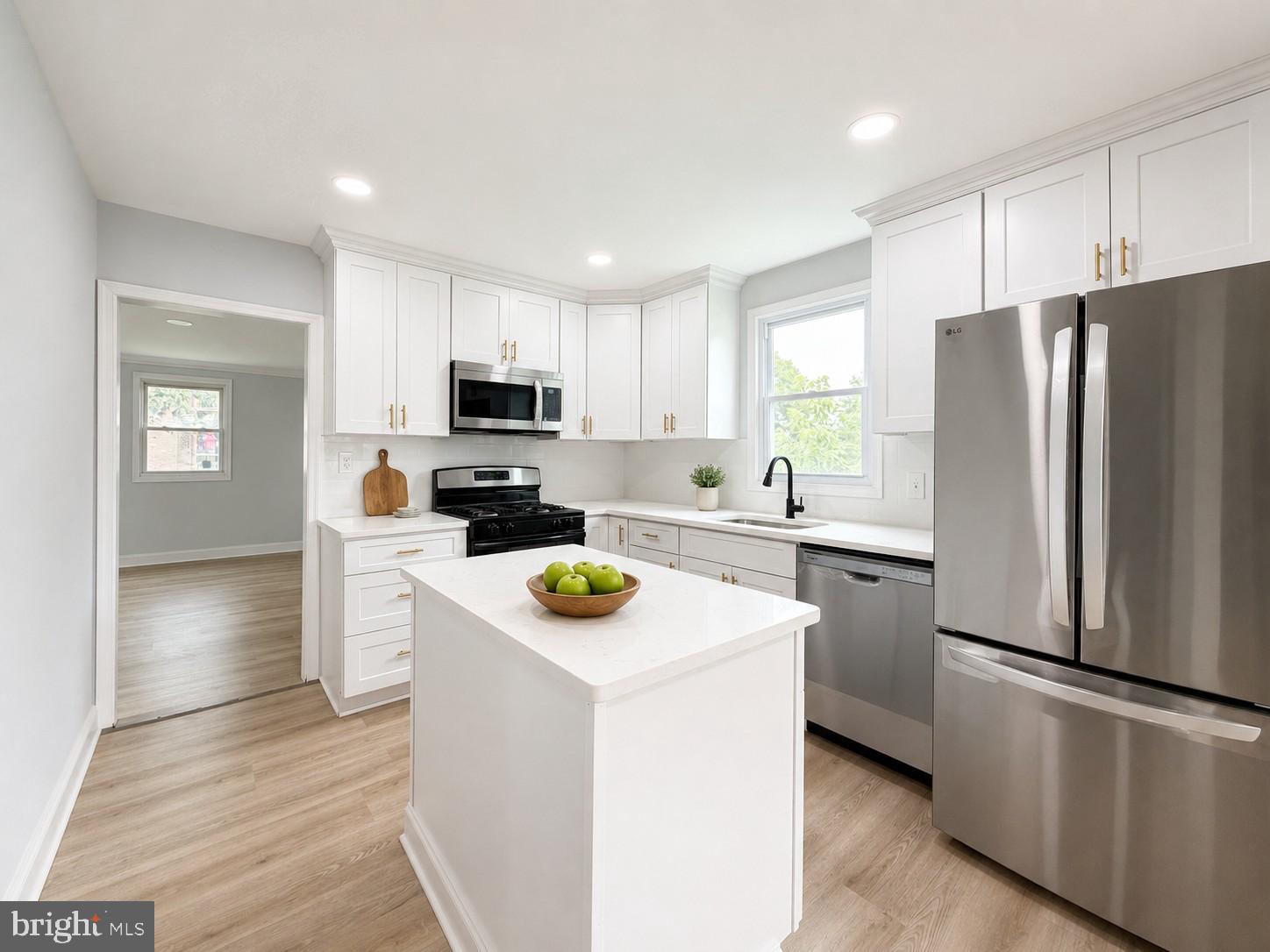 FAIRLAWN - Residential